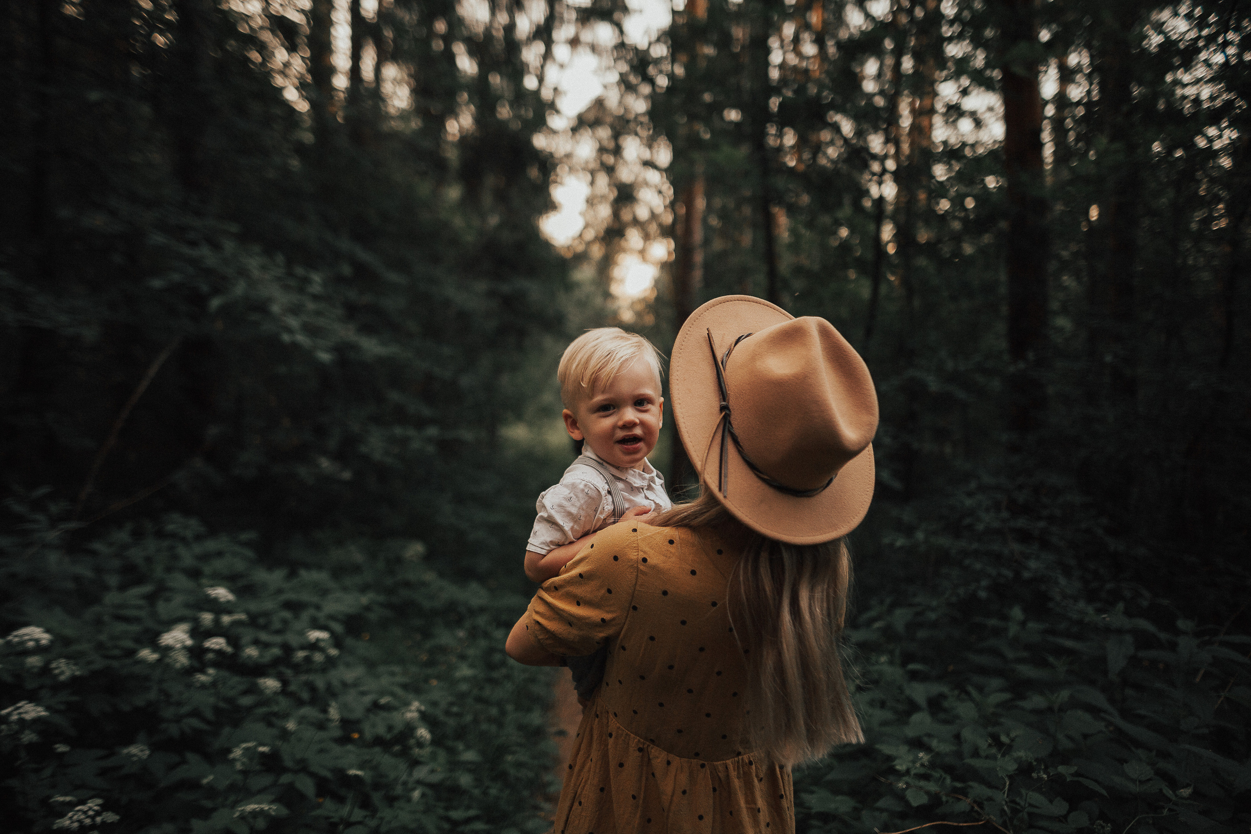 Виктория, Кирилл, Эмилия и Даниэль. Wedding photographers Tbilisi Georgia Alex and Polly