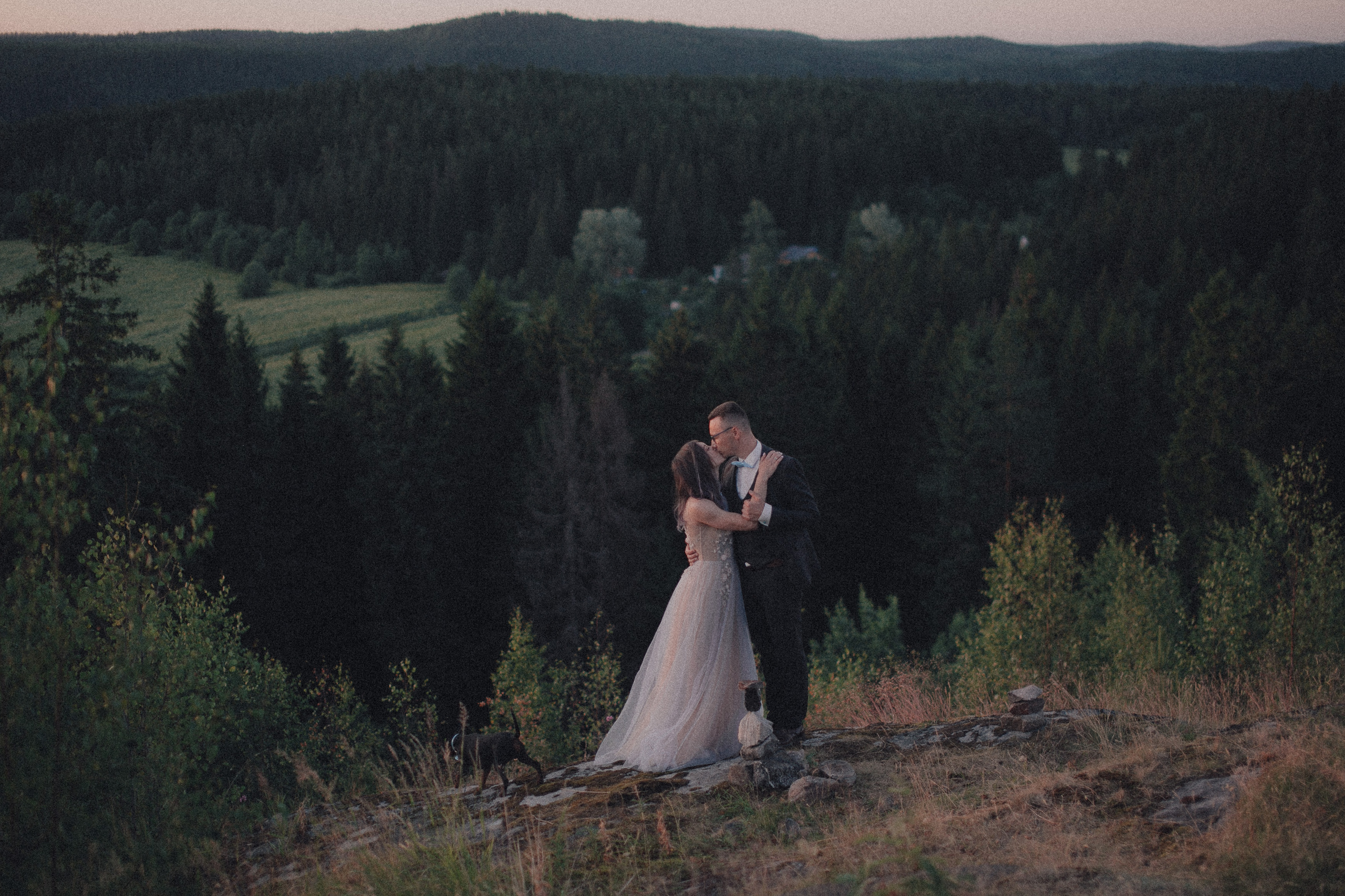North love. Wedding photographers Tbilisi Georgia Alex and Polly