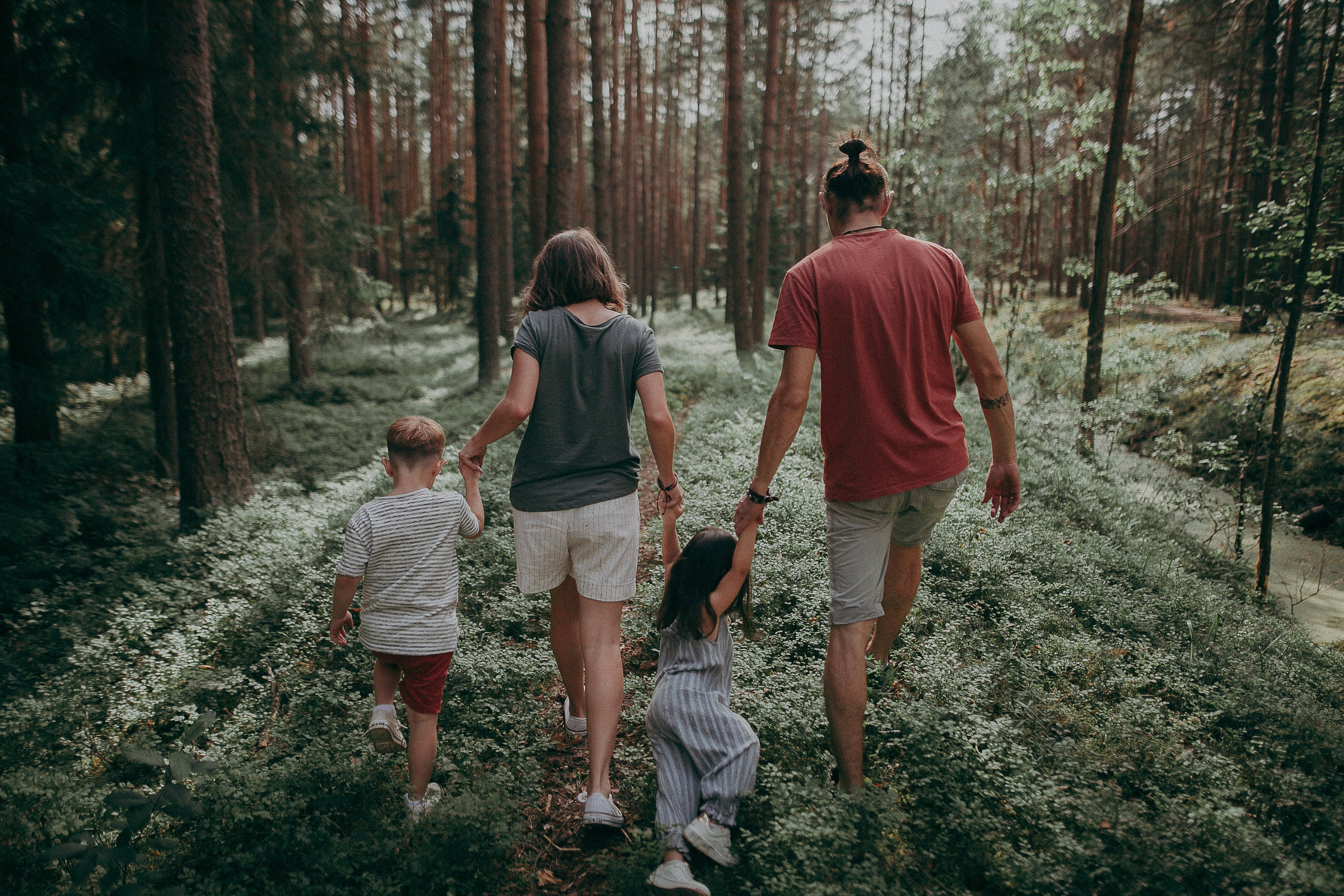 Племя Михайловых. Wedding photographers Tbilisi Georgia Alex and Polly