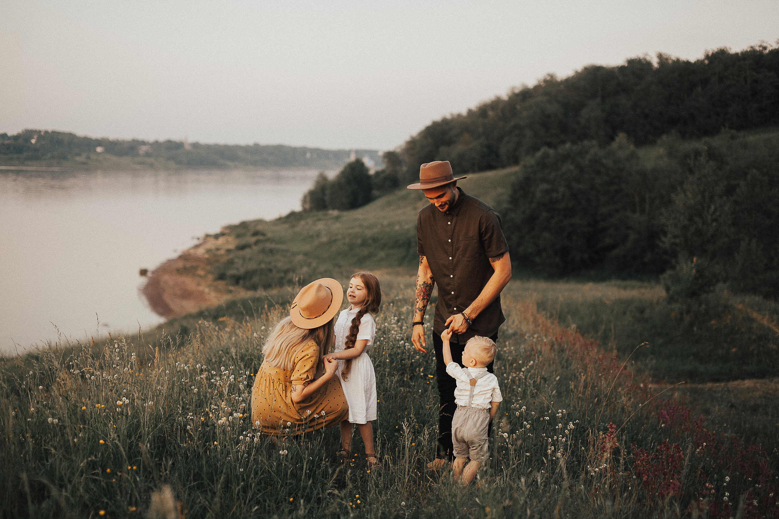 Виктория, Кирилл, Эмилия и Даниэль. Wedding photographers Tbilisi Georgia Alex and Polly