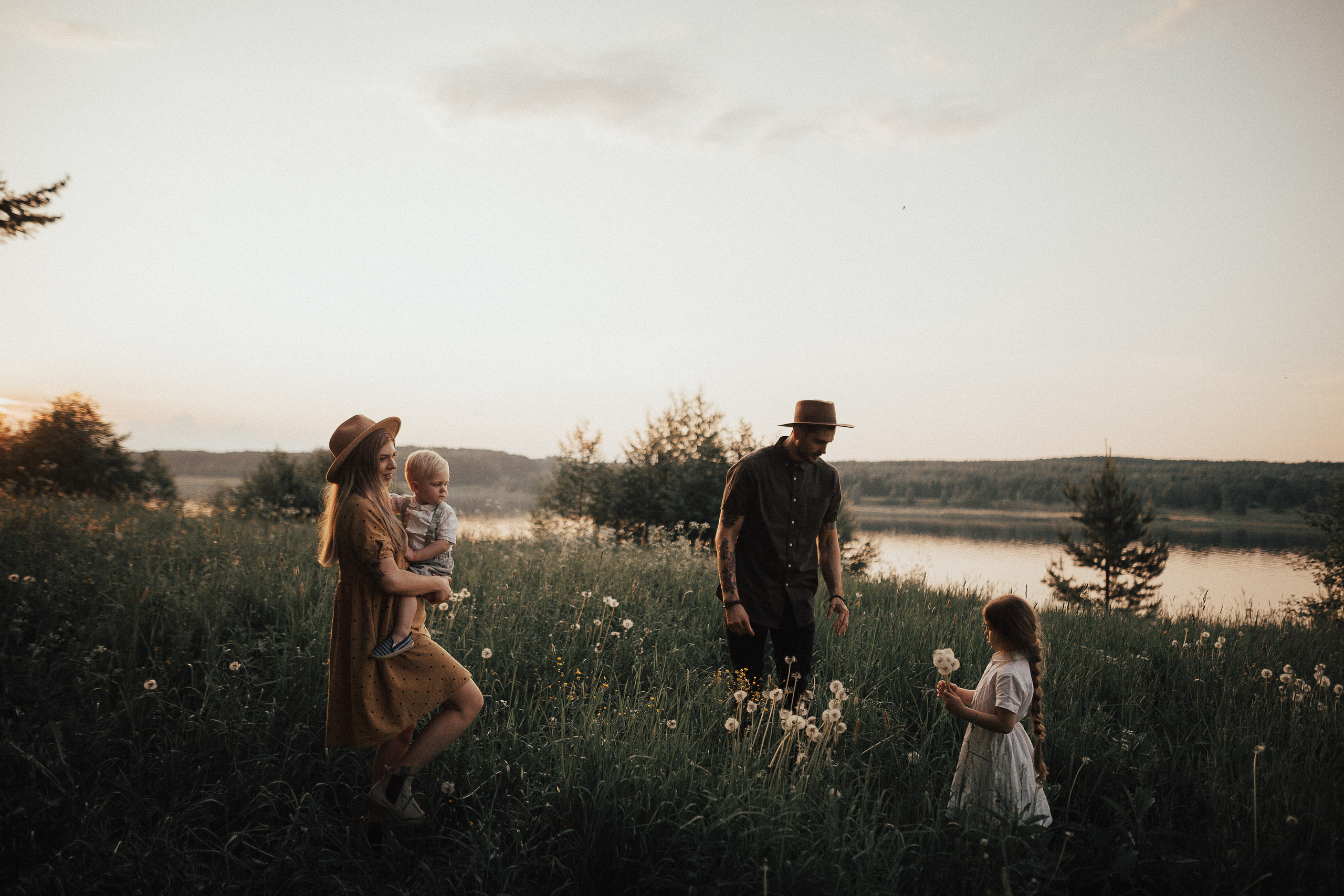 Виктория, Кирилл, Эмилия и Даниэль. Wedding photographers Tbilisi Georgia Alex and Polly