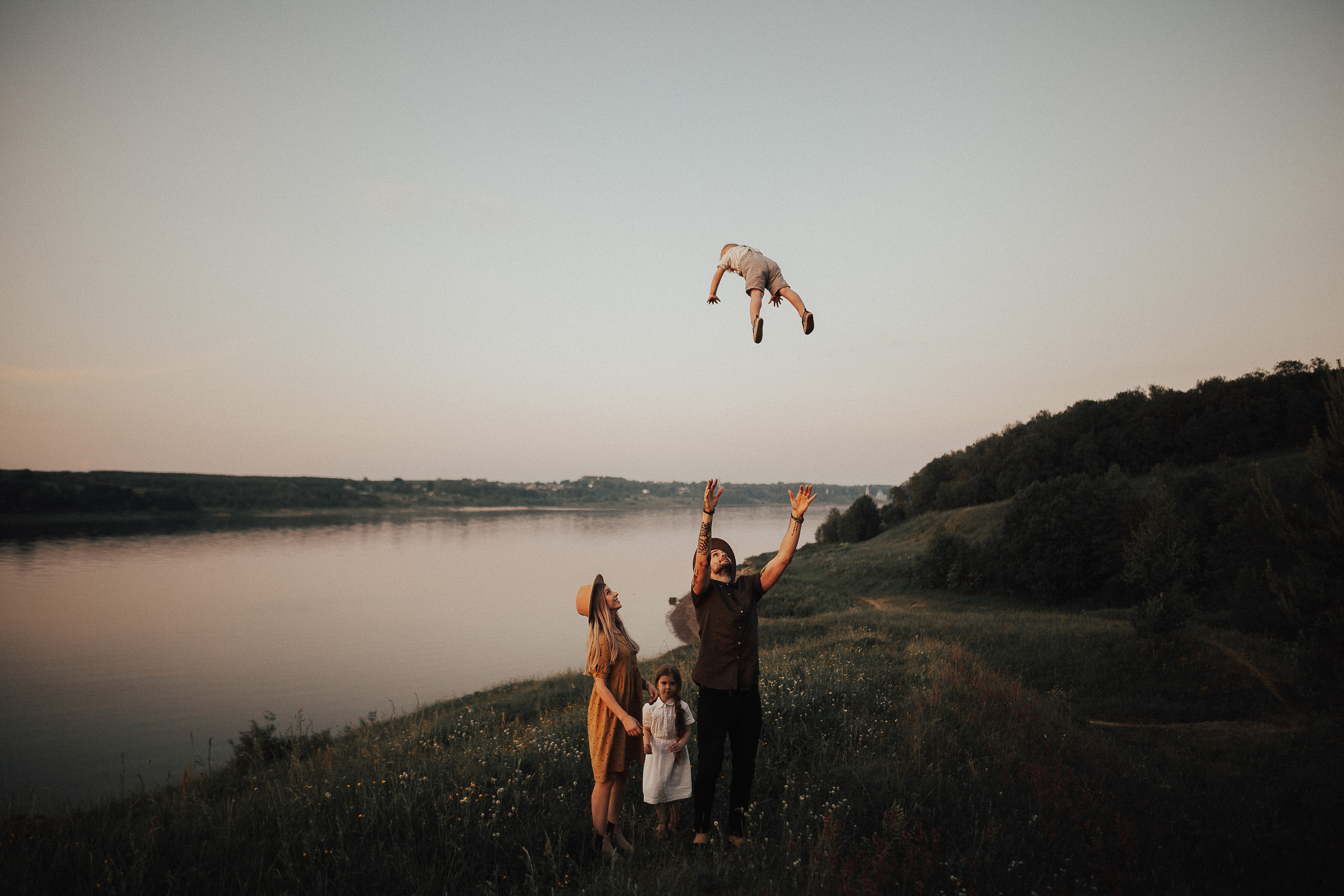 Виктория, Кирилл, Эмилия и Даниэль. Wedding photographers Tbilisi Georgia Alex and Polly