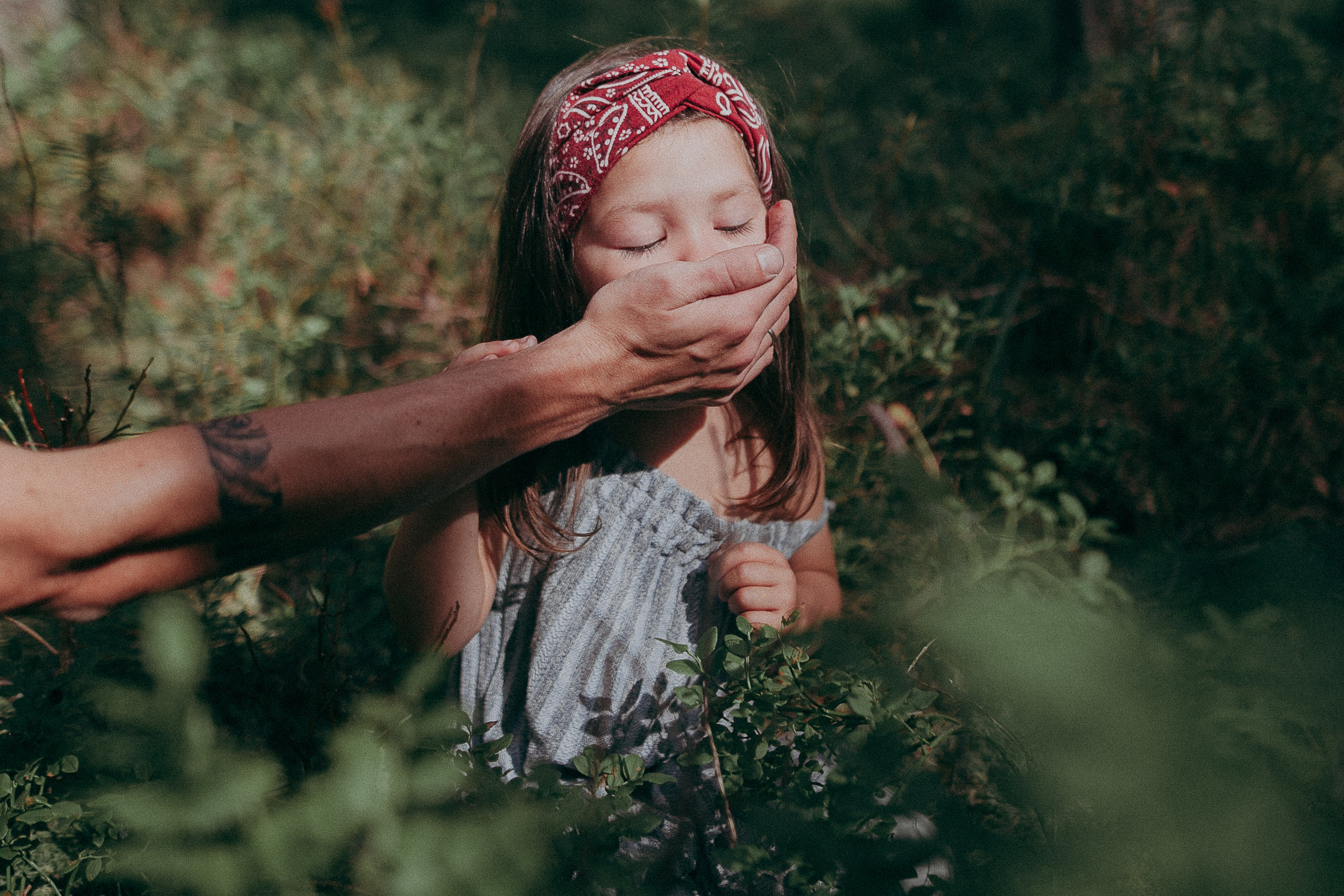 Племя Михайловых. Wedding photographers Tbilisi Georgia Alex and Polly