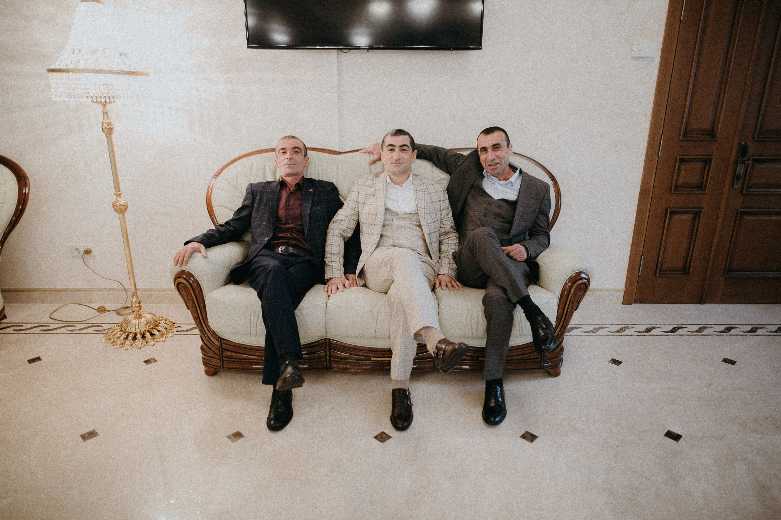 Шуша и Рома. Кавказское диско. Wedding photographers Tbilisi Georgia Alex and Polly