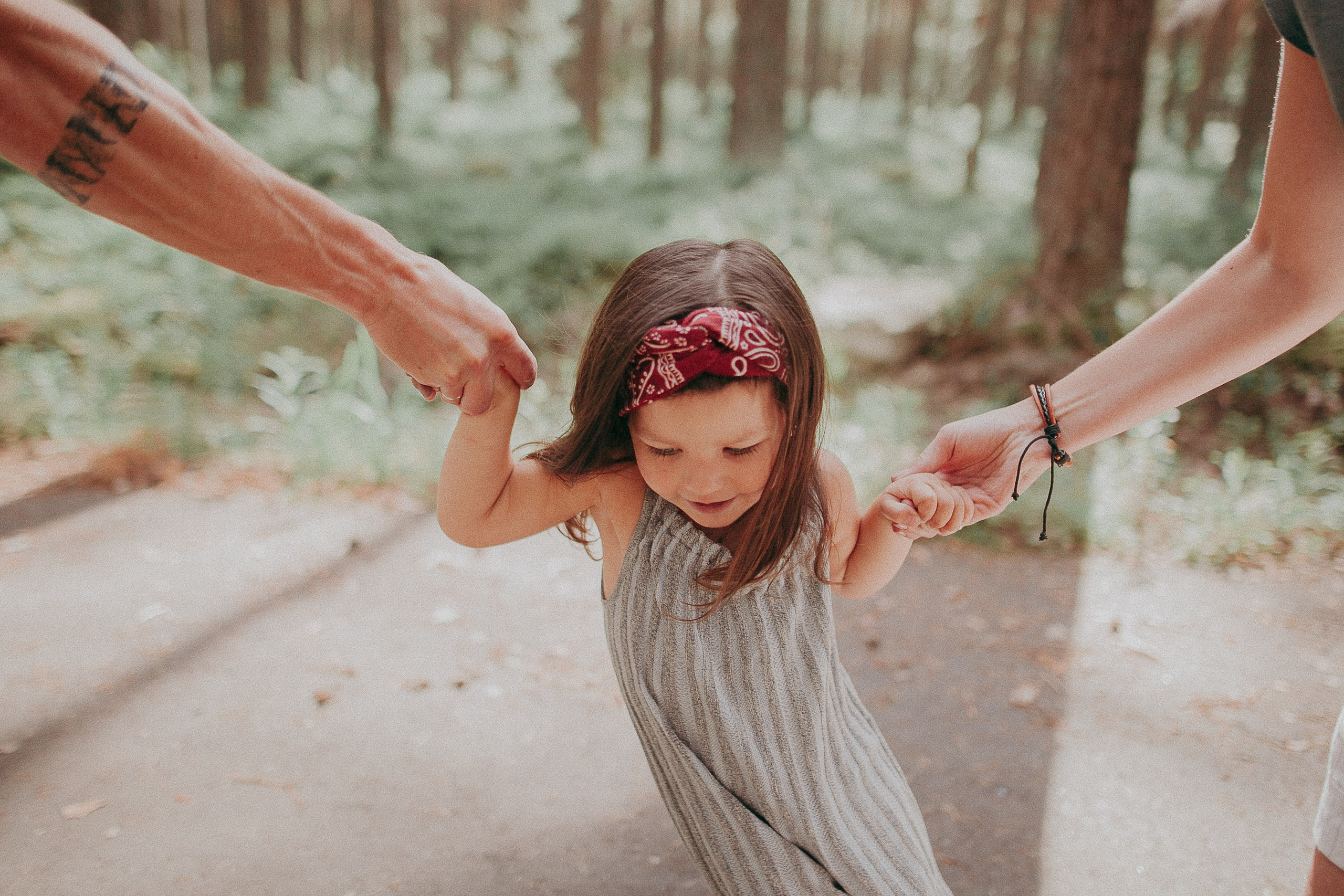 Племя Михайловых. Wedding photographers Tbilisi Georgia Alex and Polly