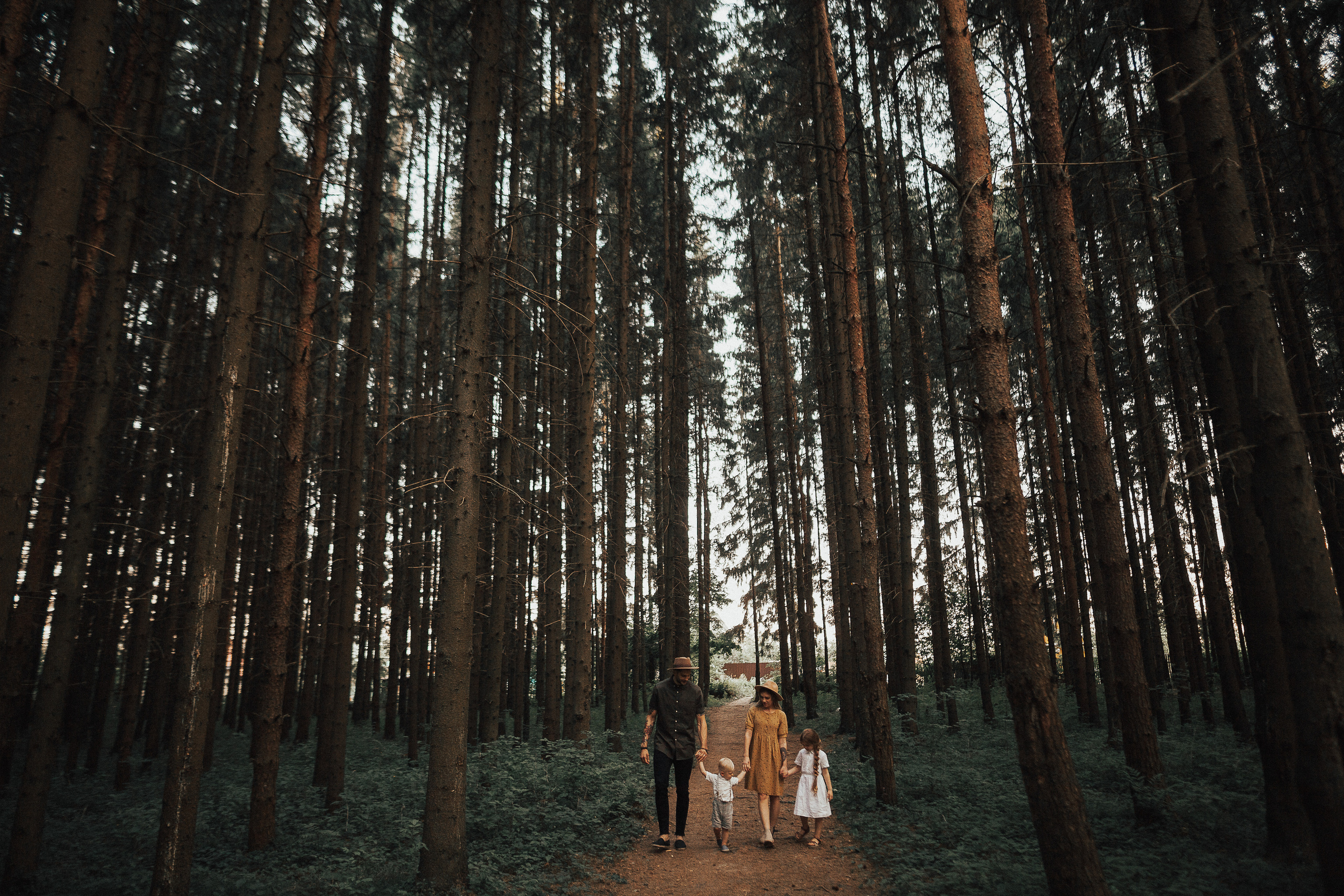 Виктория, Кирилл, Эмилия и Даниэль. Wedding photographers Tbilisi Georgia Alex and Polly