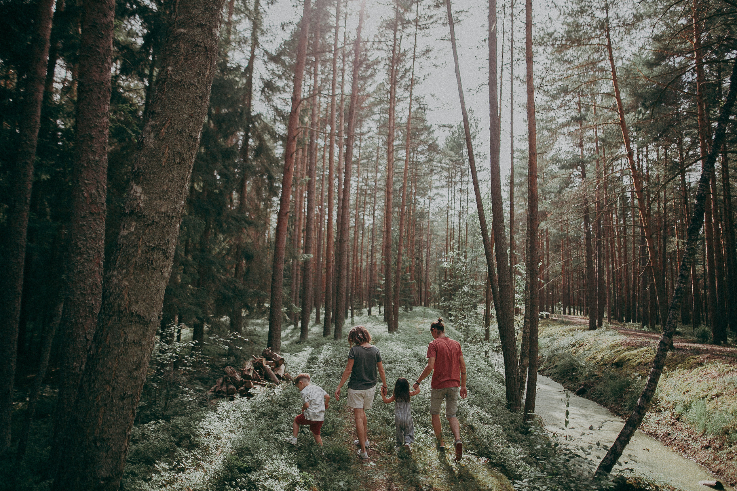 Племя Михайловых. Wedding photographers Tbilisi Georgia Alex and Polly