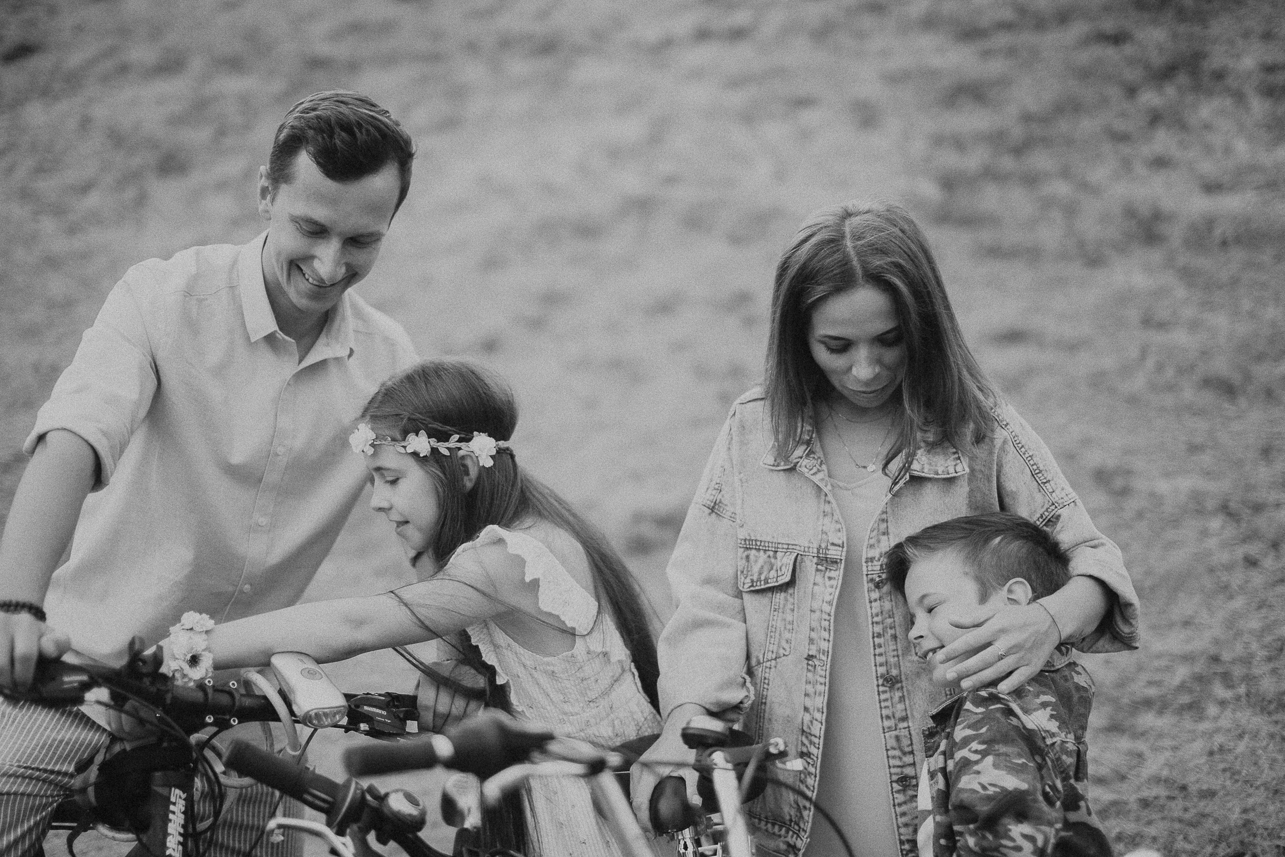 Настя, Илья, Поля и Лев. Wedding photographers Tbilisi Georgia Alex and Polly