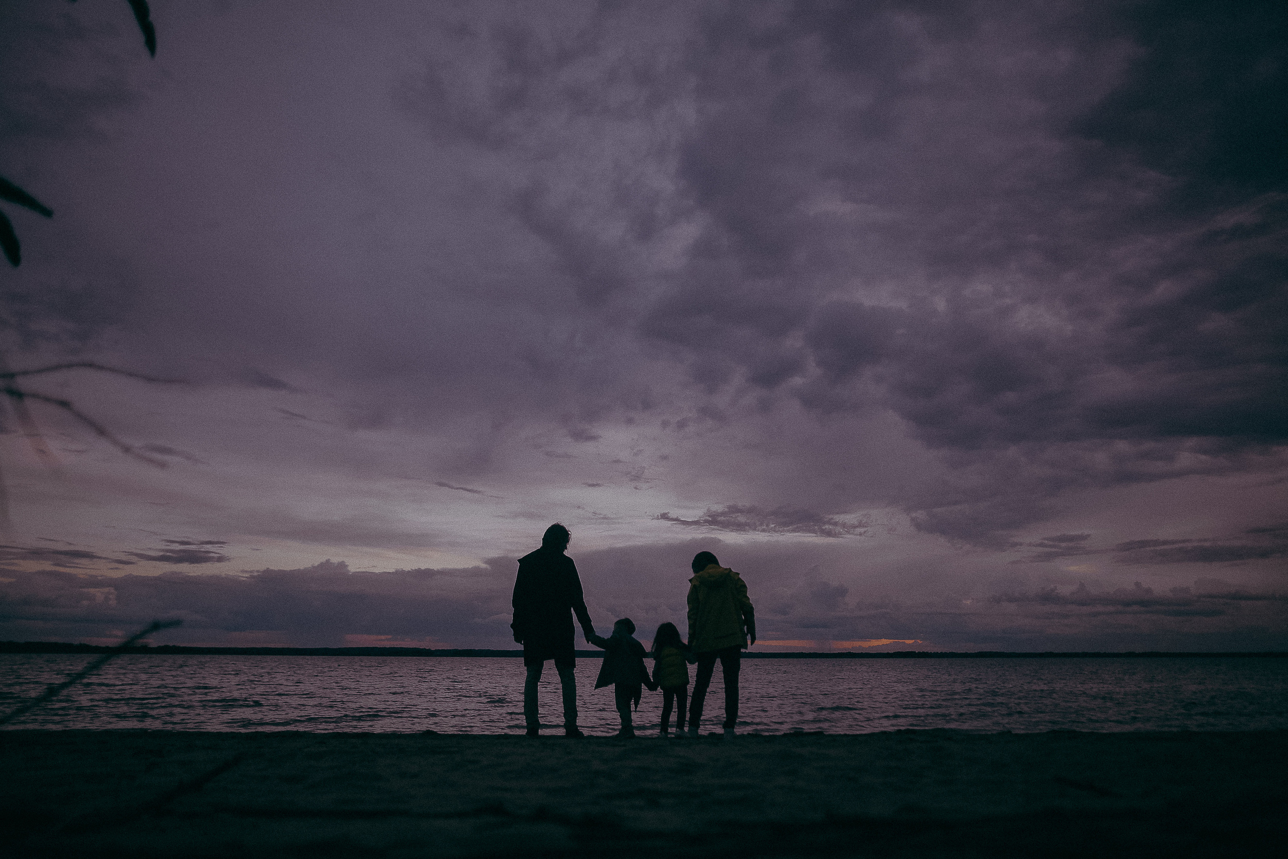 Племя Михайловых. Wedding photographers Tbilisi Georgia Alex and Polly