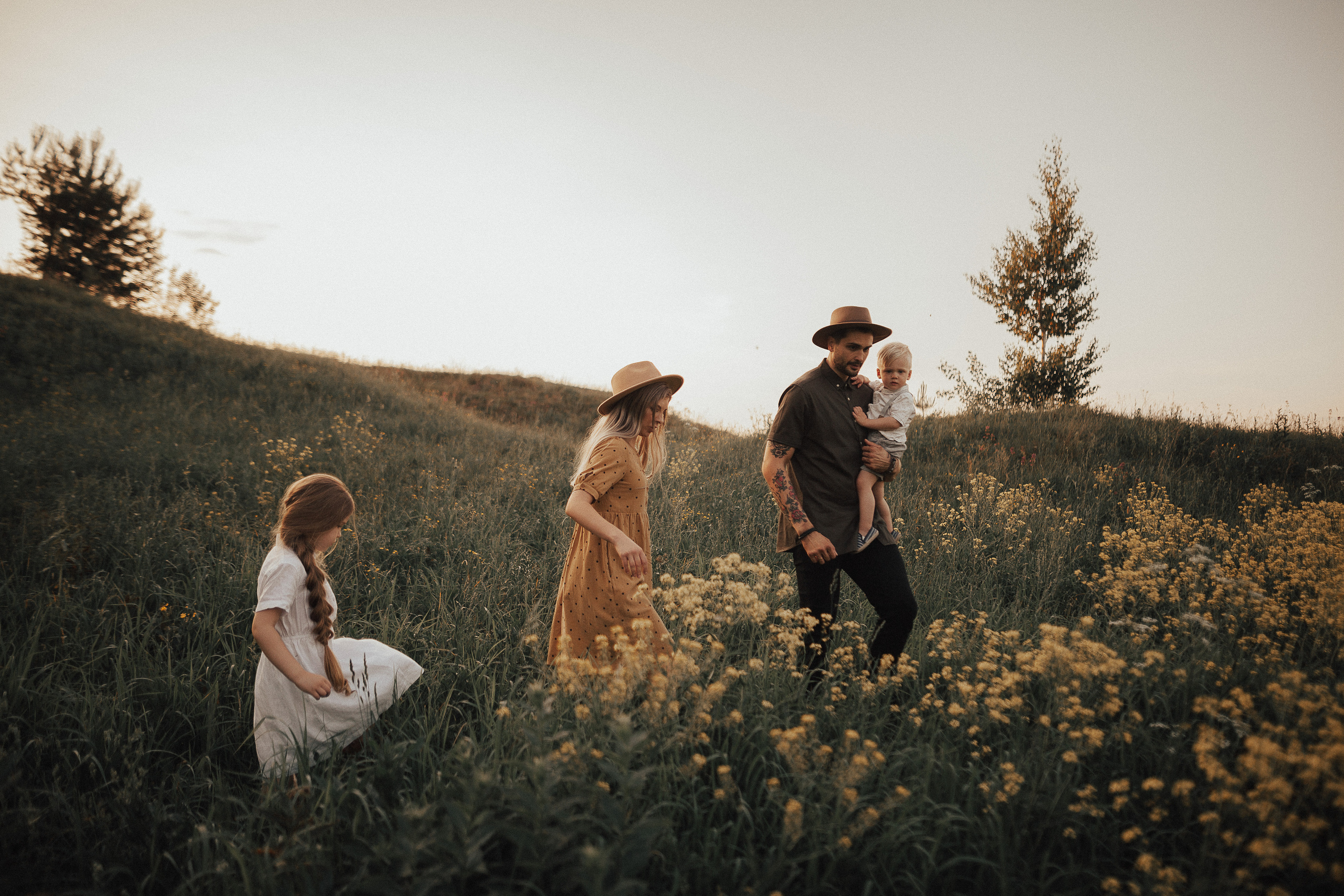 Виктория, Кирилл, Эмилия и Даниэль. Wedding photographers Tbilisi Georgia Alex and Polly