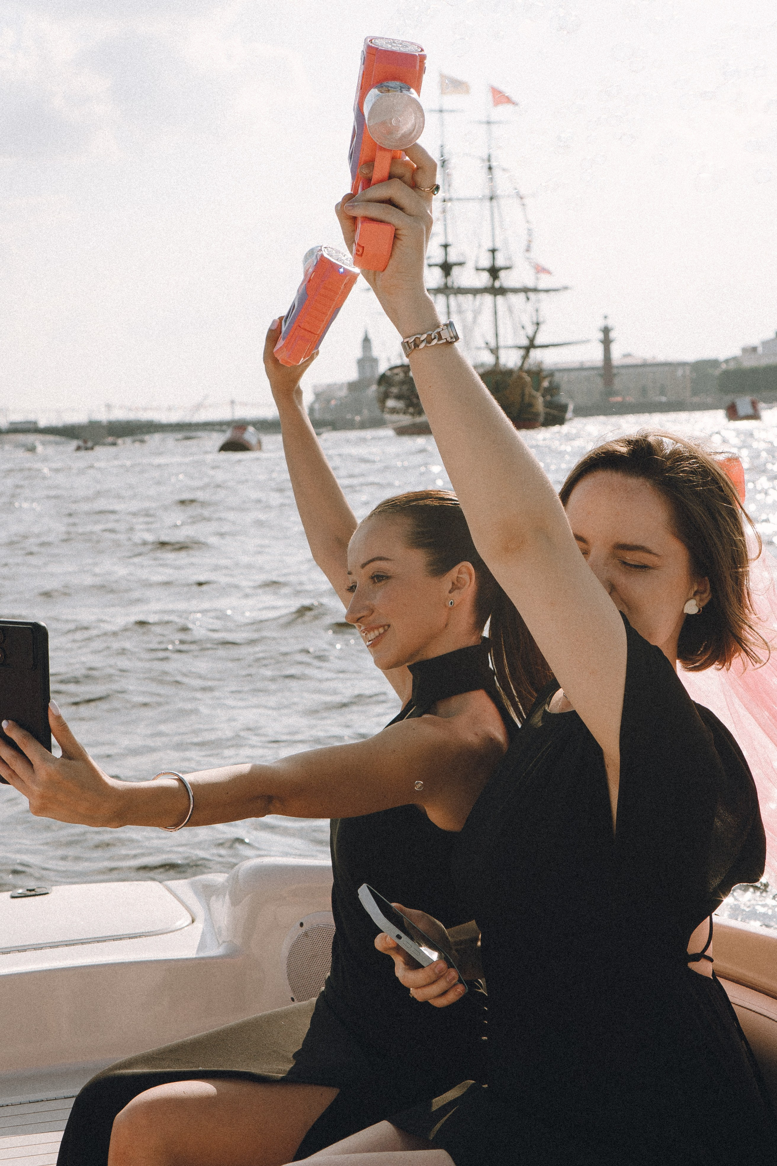 ДЕВИЧНИК НА КАТЕРЕ. Профессиональный фотограф, Санкт-Петербург — Виктория Богомолова