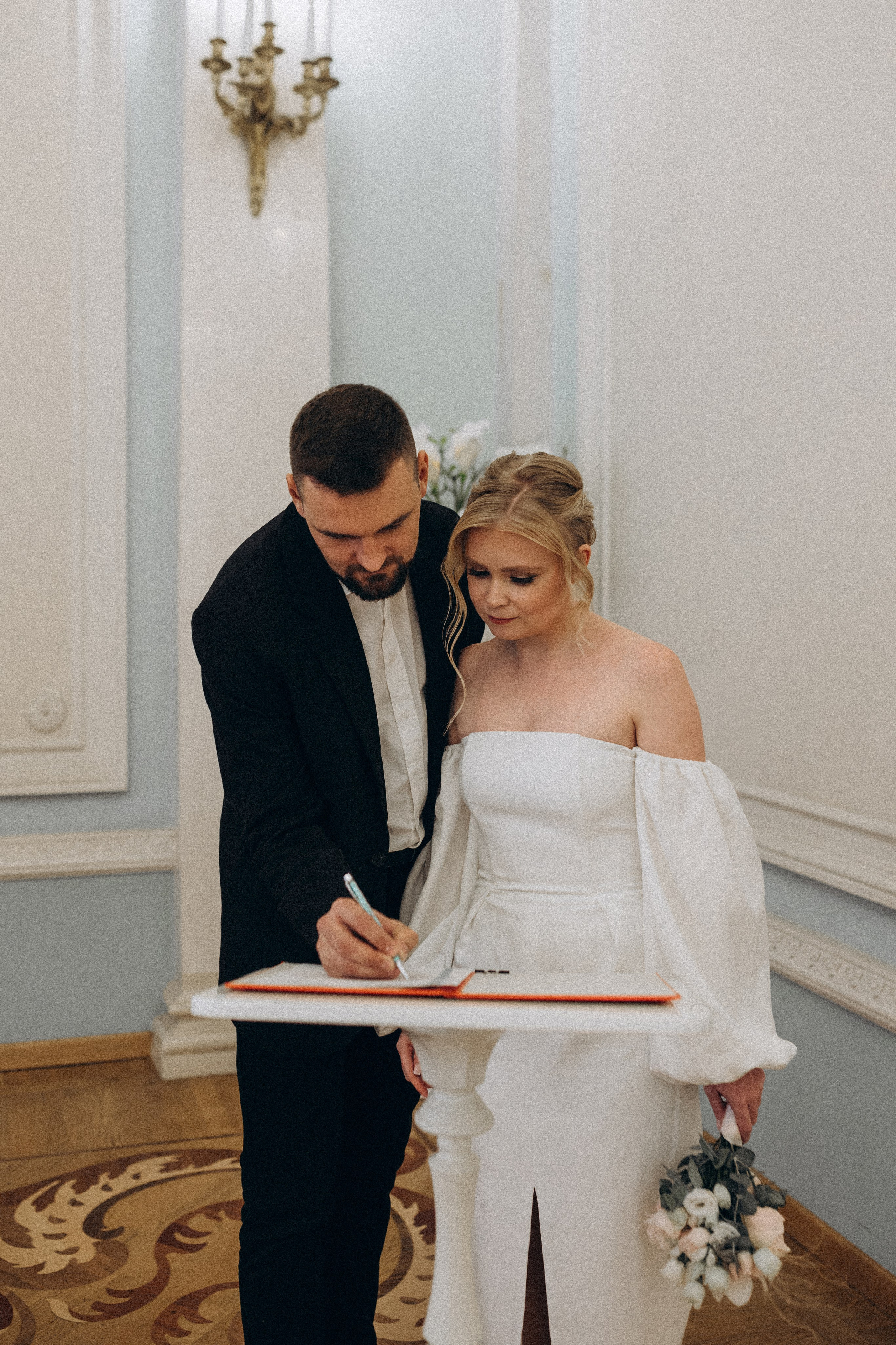 Михаил и Анастасия | Загс Кировского района. Свадебный и love story фотограф в Санкт-Петербурге