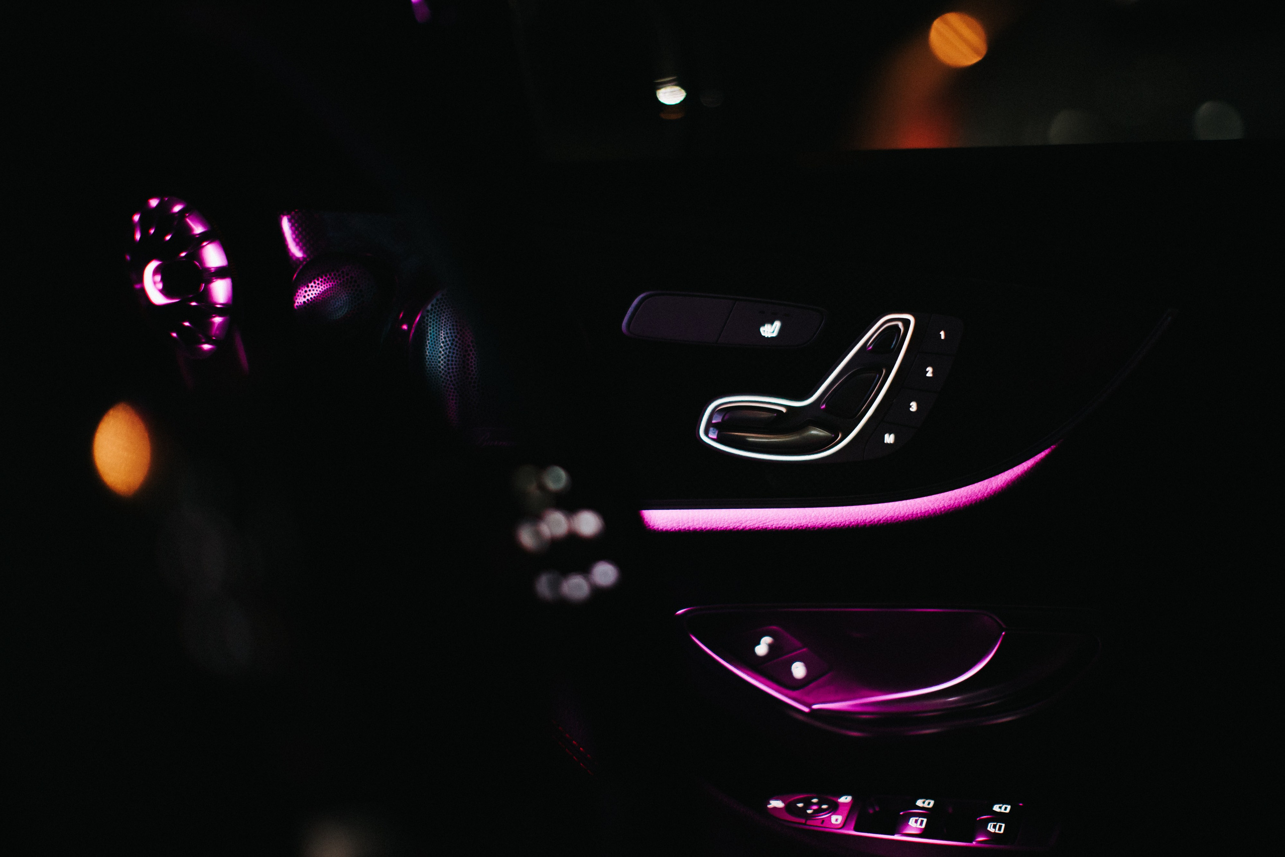 Mercedes Benz E 53. Фотограф в на Пхукете Сергей Войлоков