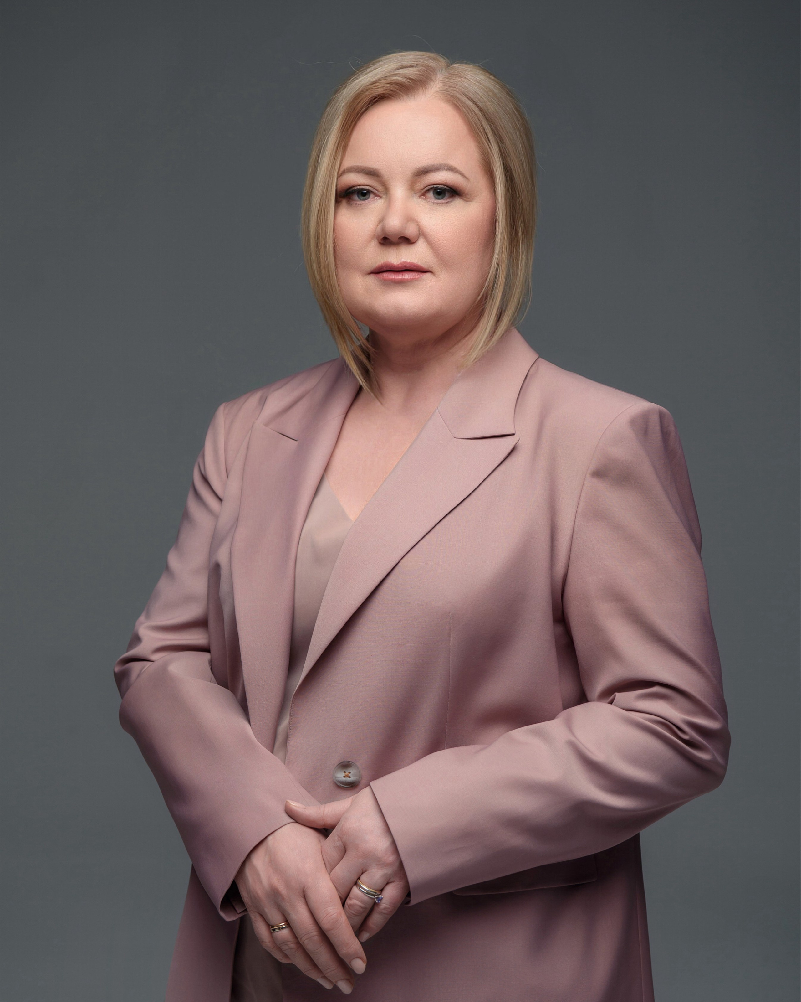 Кейс «Ольга Батуева — бизнес-психолог». Бренд-фотограф для экспертов и блогеров в Москве Влада Горбовская