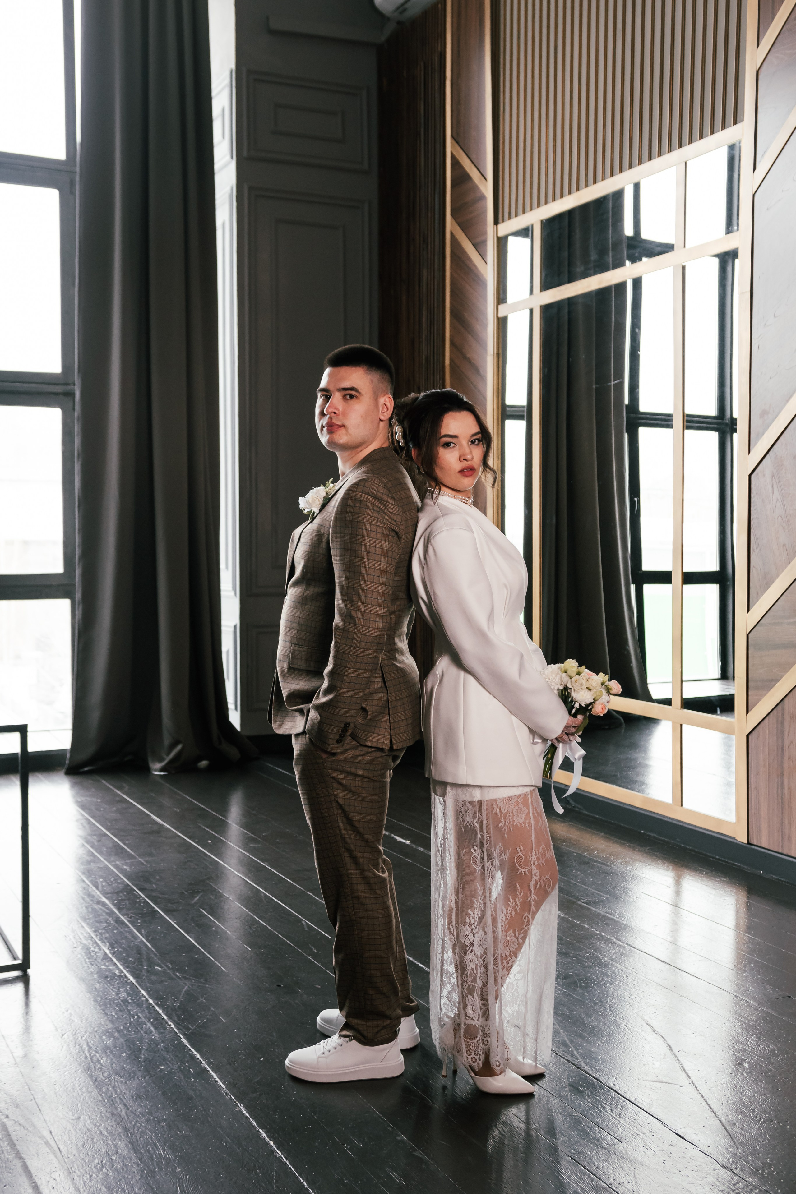 Айсылу и Влад ЗАГС Центральный и фотостудия FREEDOM. Фотограф Новосибирск