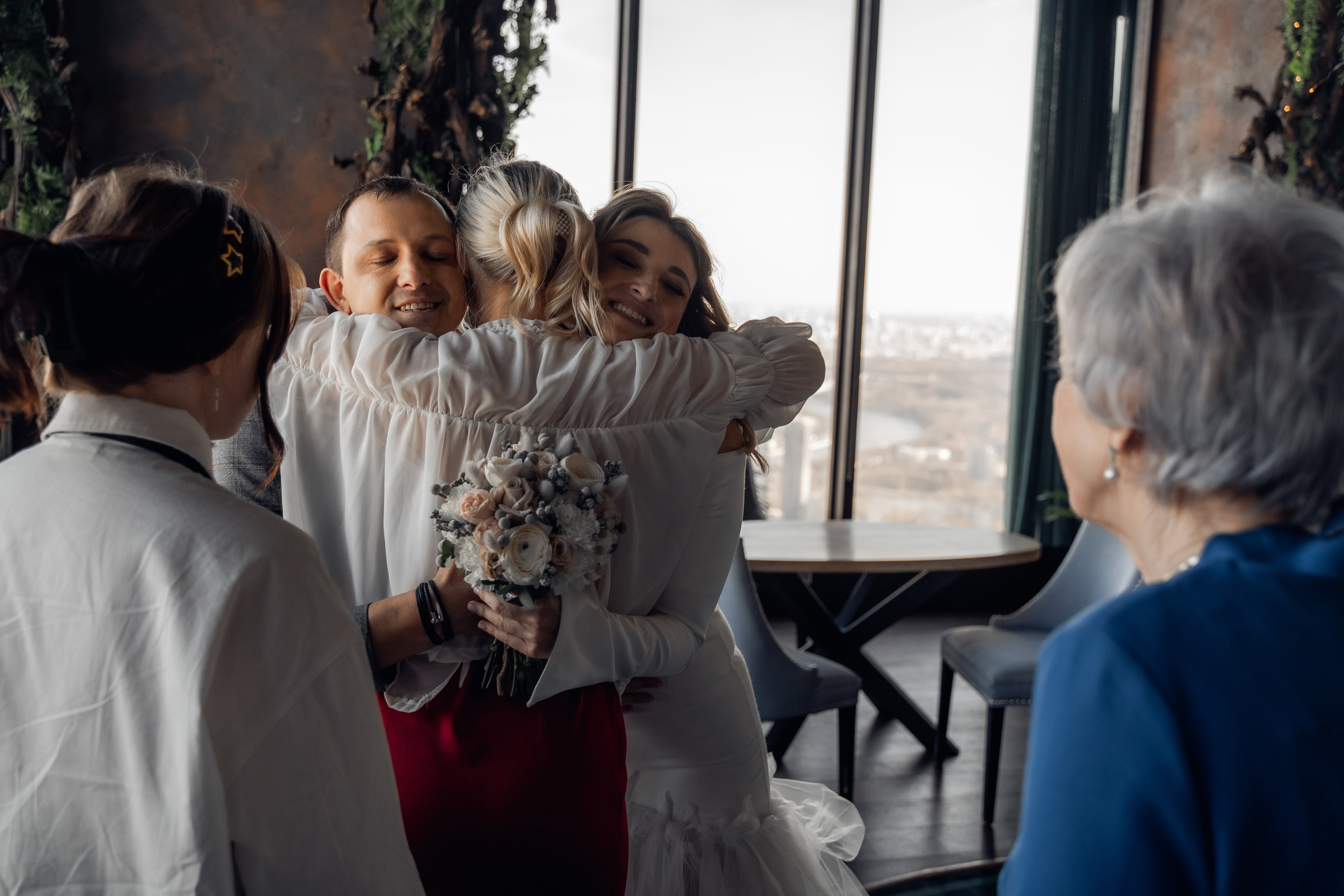 Выше только любовь. Свадебный фотограф Москва и МО