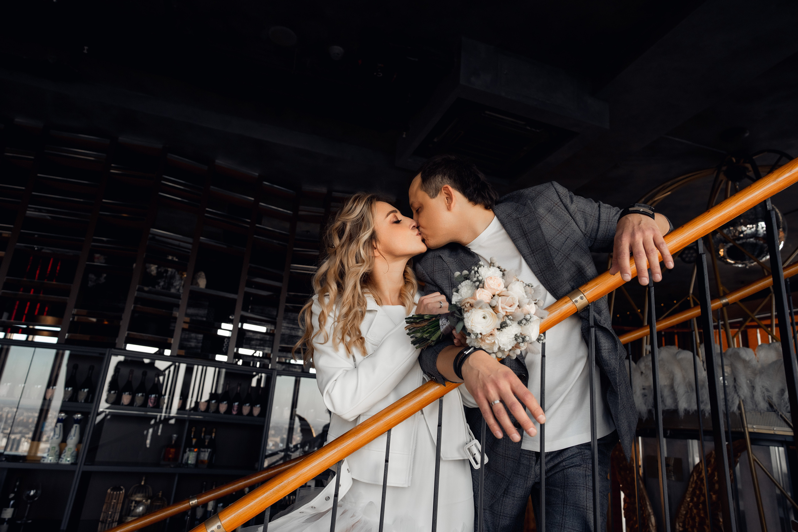 Выше только любовь. Свадебный фотограф Москва и МО