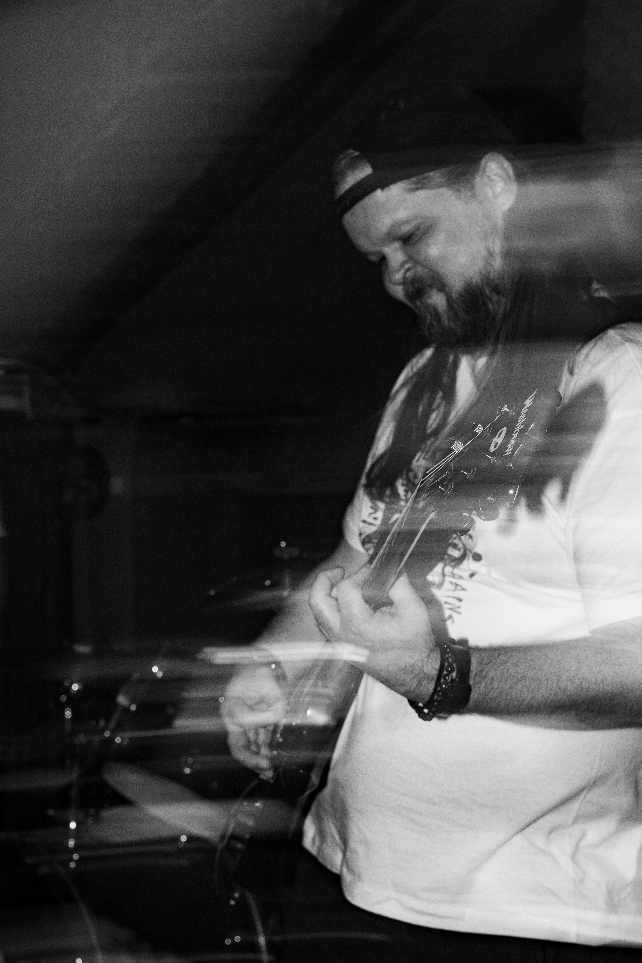 Сатива|Debaser. Концертный и репортажный фотограф в Санкт-Петербурге Слава Пахомов