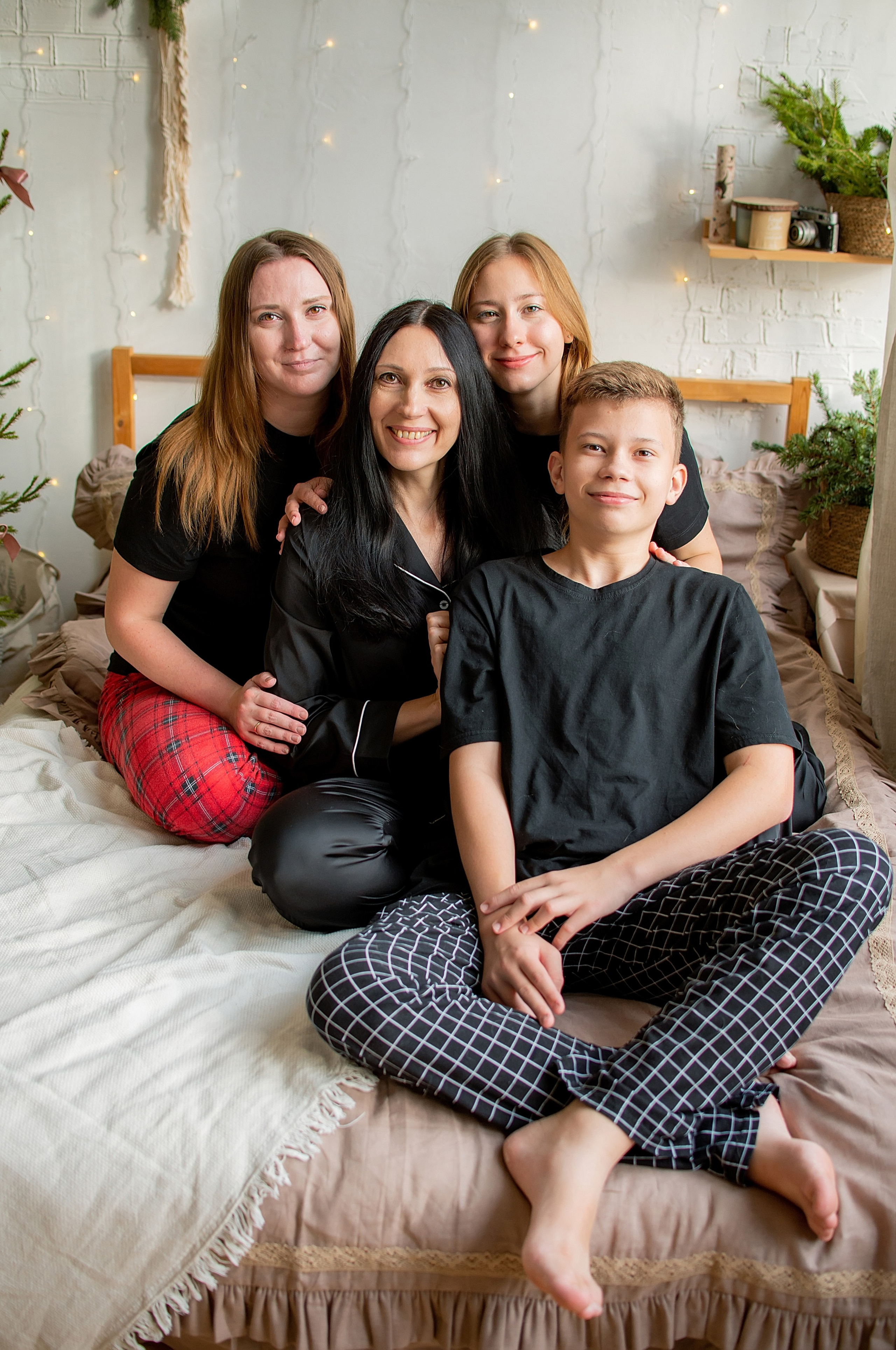 Новогодняя семейная фотосессия в Краснодаре 2023-2024. Фотограф новорожденных Краснодар Малышенко Надежда