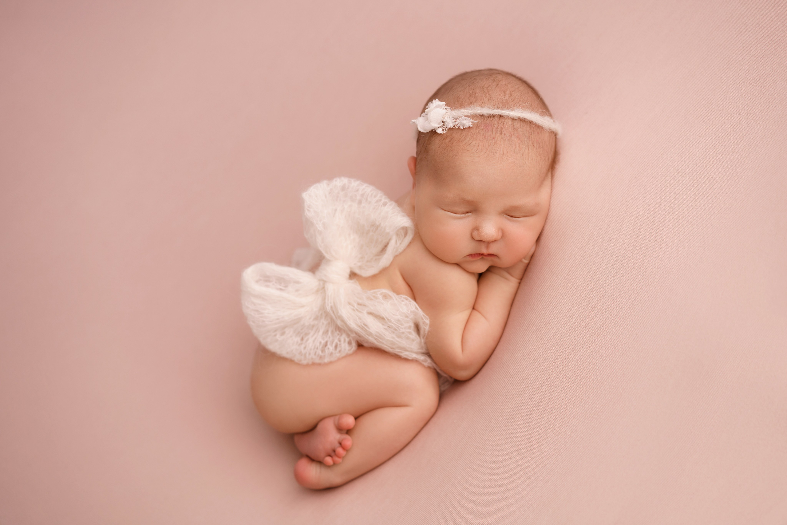 Фотосессия новорожденных | Галерея трогательных кадров малышей в стиле newborn. Фотосессия новорожденных в Москве и Московской области | Профессиональный фотограф newborn — Татьяна Иванова