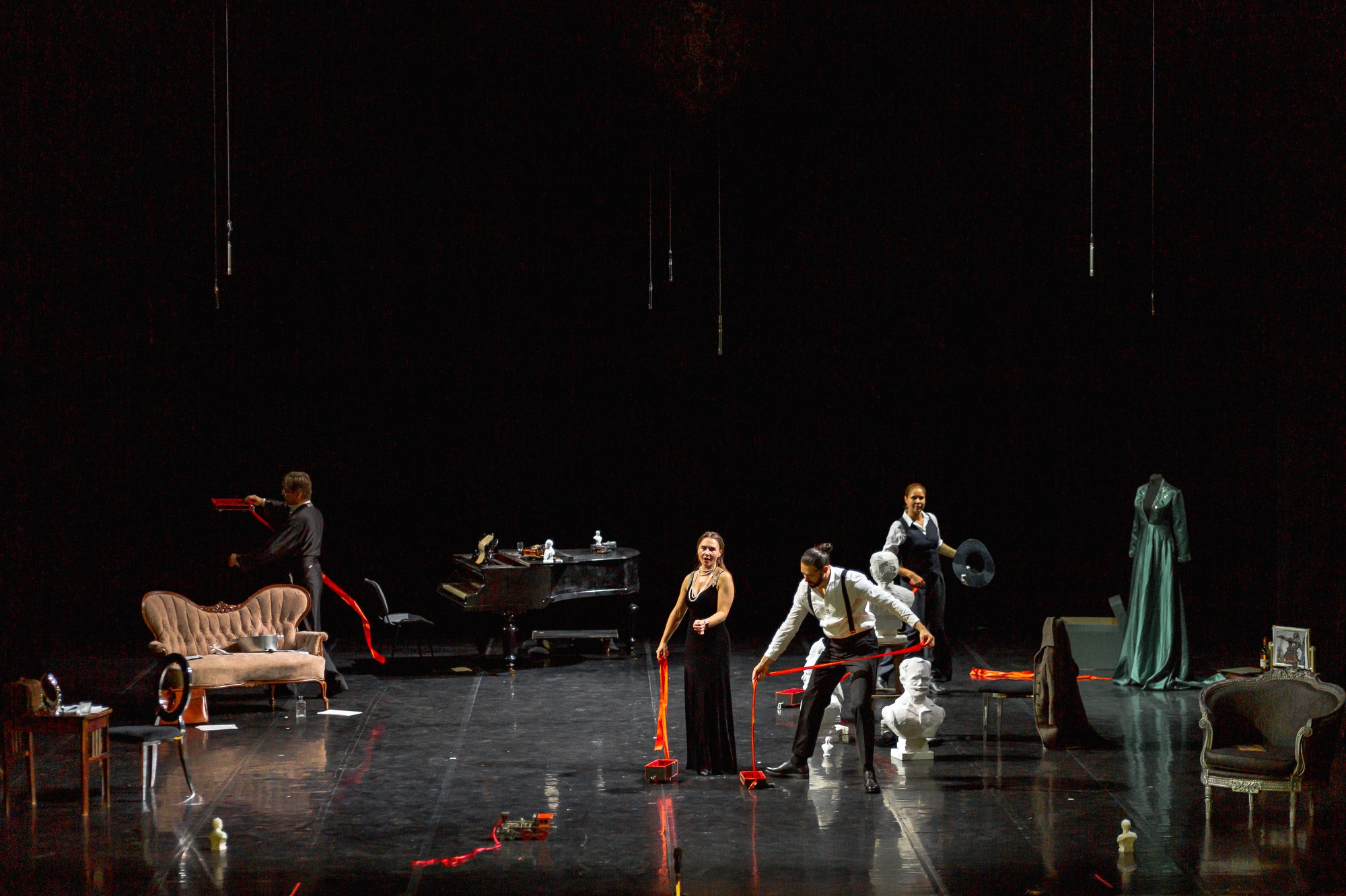 Спектакль Приглушенные голоса в Театре Эрмитажа (+репетиция). Семейный и портретный фотограф в Санкт-Петербурге Андрей Воробьев