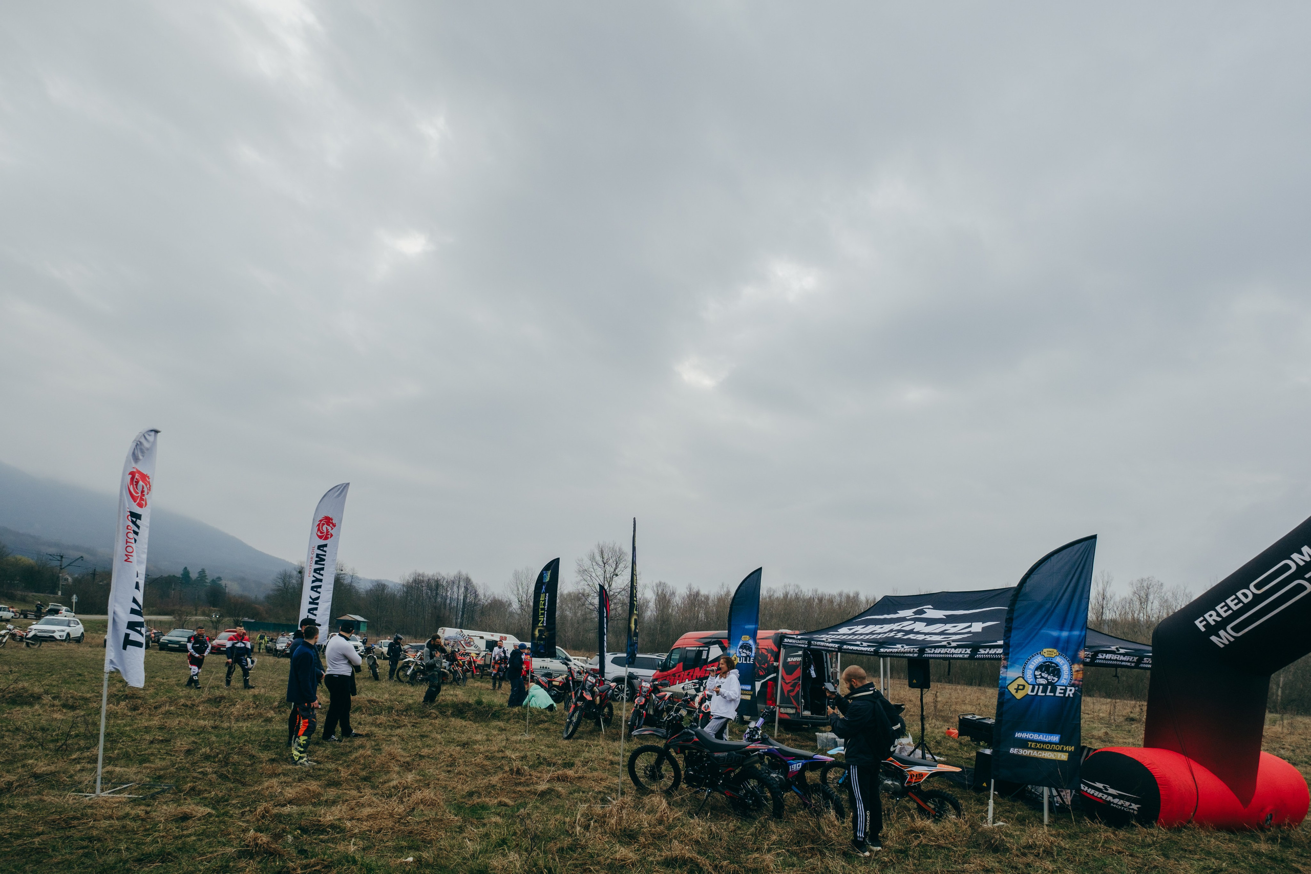 Эндуро Фест от Shamax Motors (Краснодар). Свадебный фотограф Денис Ожигин в Краснодаре и крае. Эмоциональная и стильная съемка вашего дня