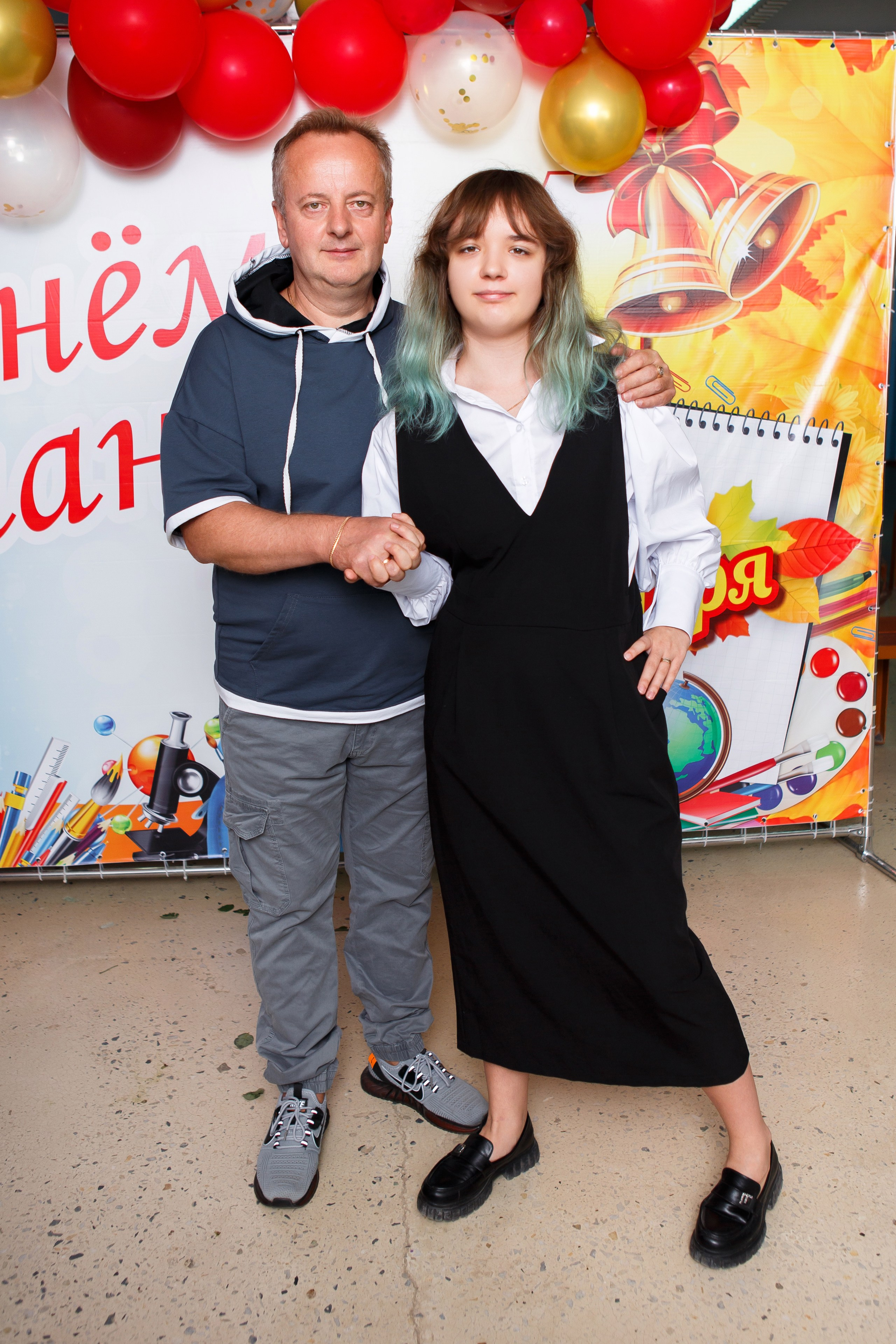 1 СЕНТЯБРЯ 2024 ГОДА — 9 ШКОЛА — ФОТОСЕССИЯ С РОДИТЕЛЯМИ. Профессиональный фотограф в Мценске и Орловской области