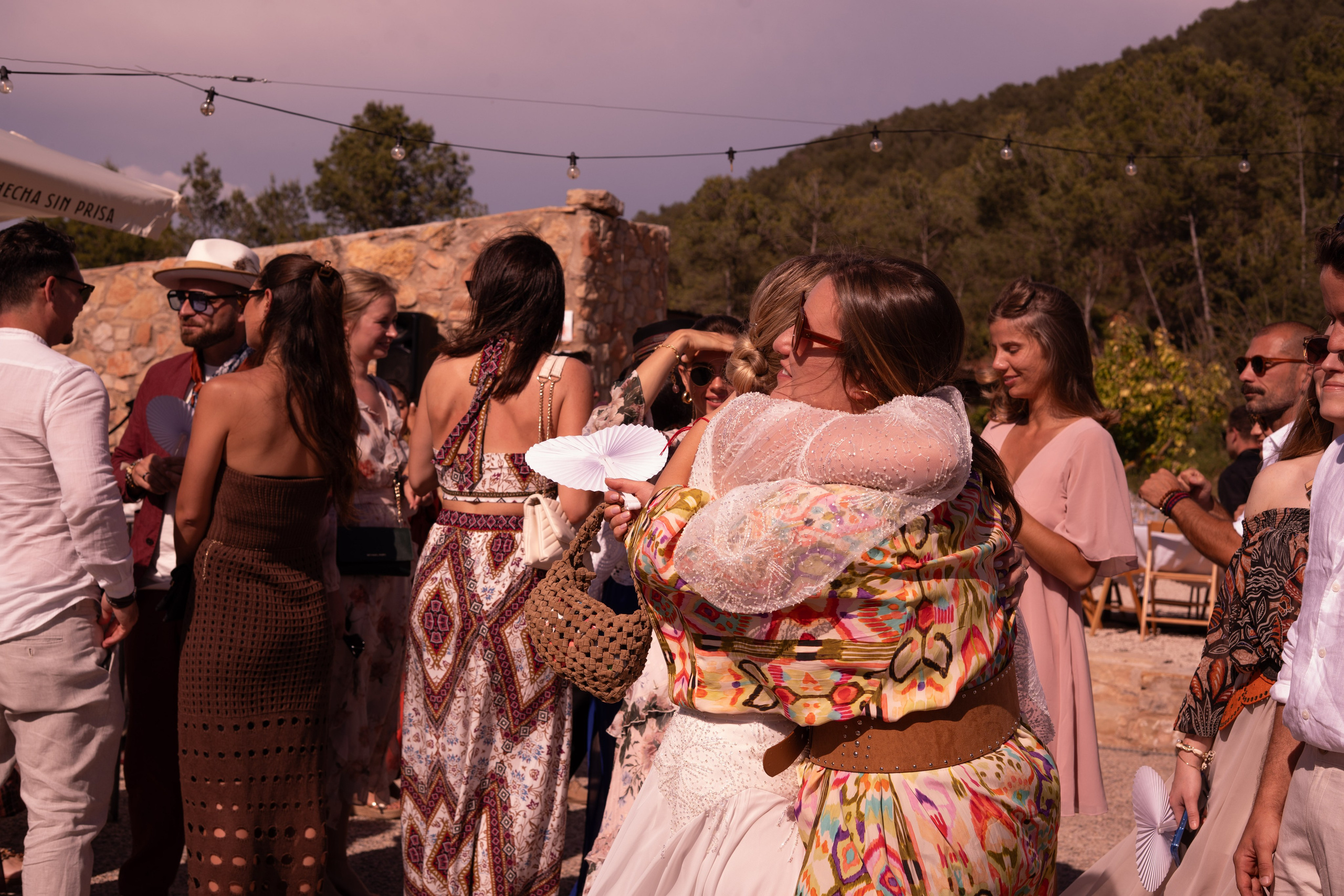 Stasy and Roberto. Wedding Photographer in Barcelona and Medellin