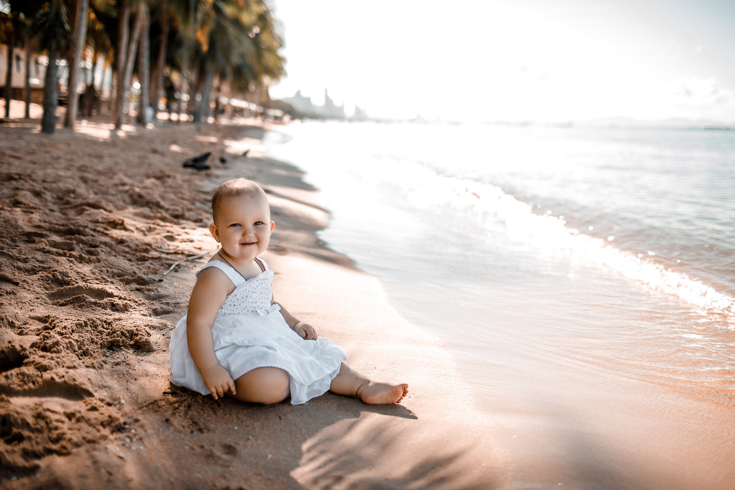 детская фотосессия на море паттайя таиланд
