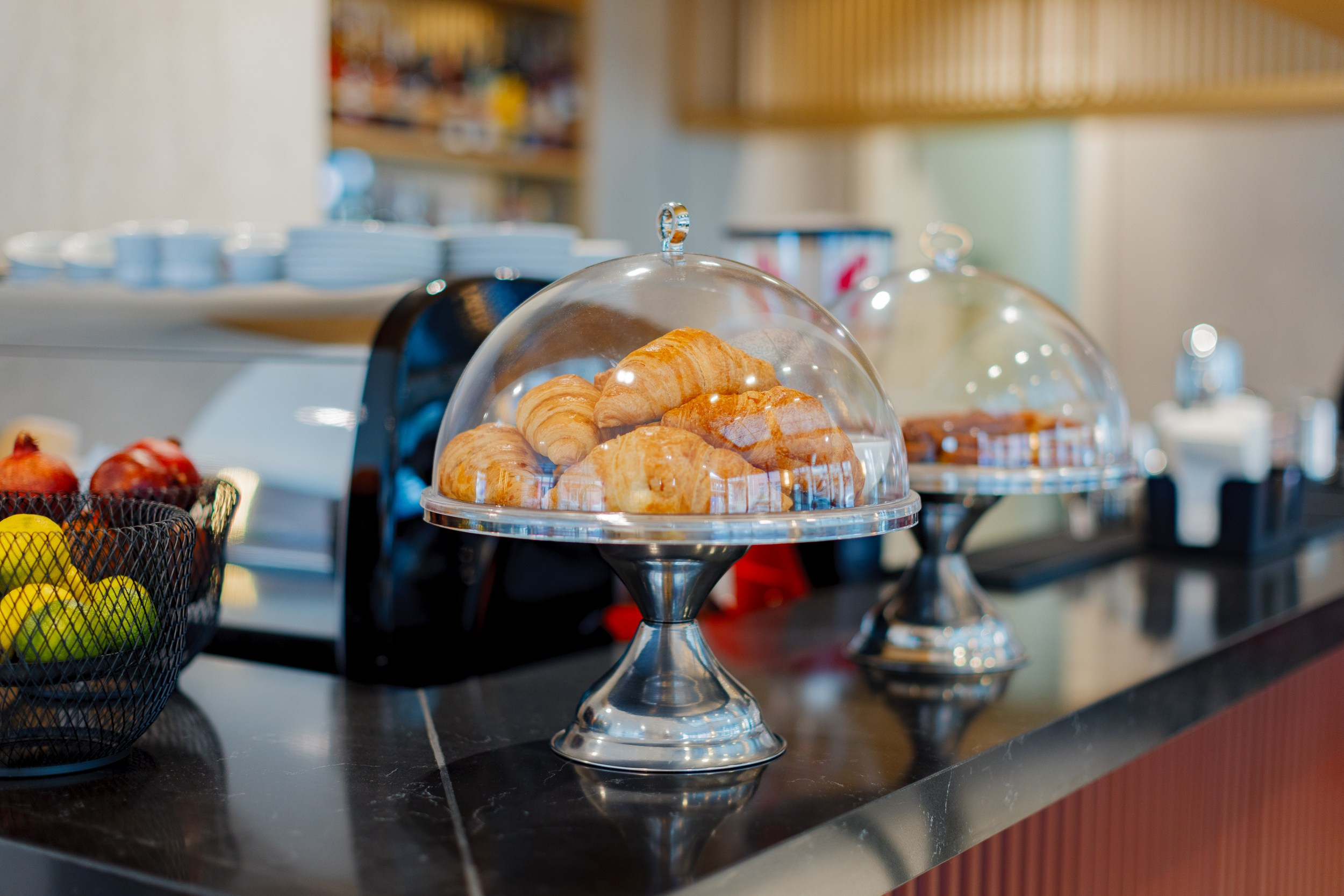 HOTEL PIAZZA EPIGRAPH (BATUMI). Режиссёр, клипмейкер, фотограф — Андрей Охота
