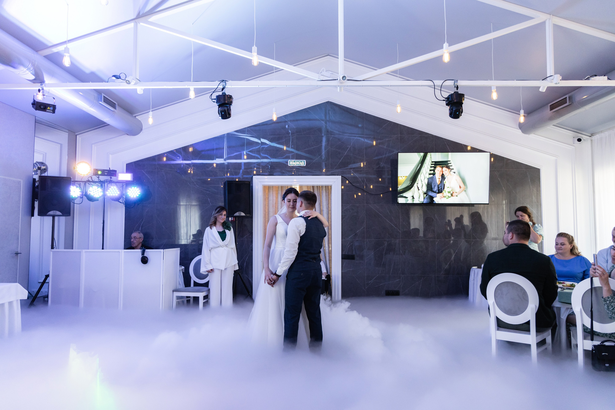 Алёна и Денис (полный день). Фотограф в Барнауле Юлия Садвокасова