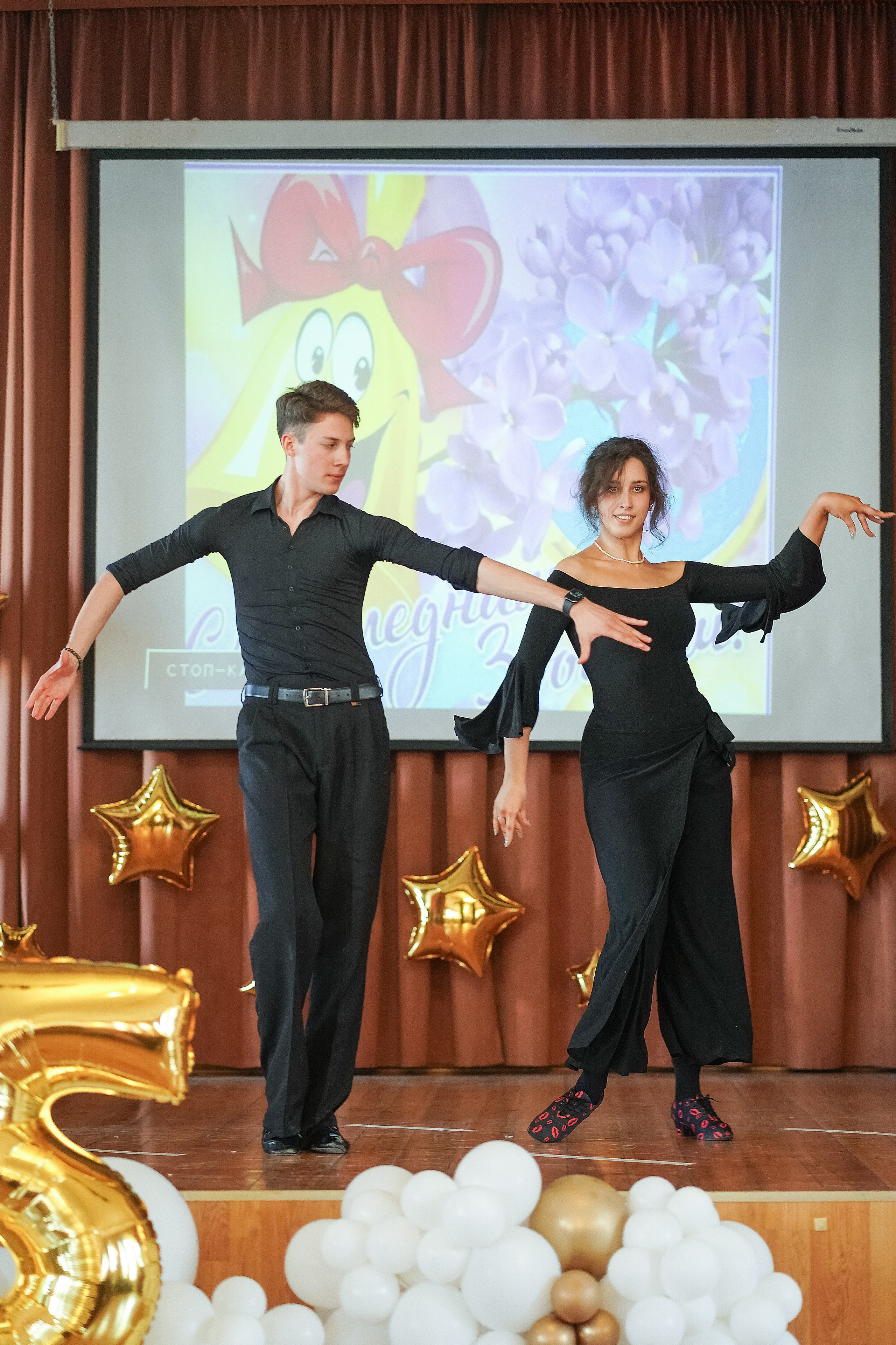 Выпускной 11 класс. Школьные альбомы и альбомы для детского сада. Юлия Осипова. Москва