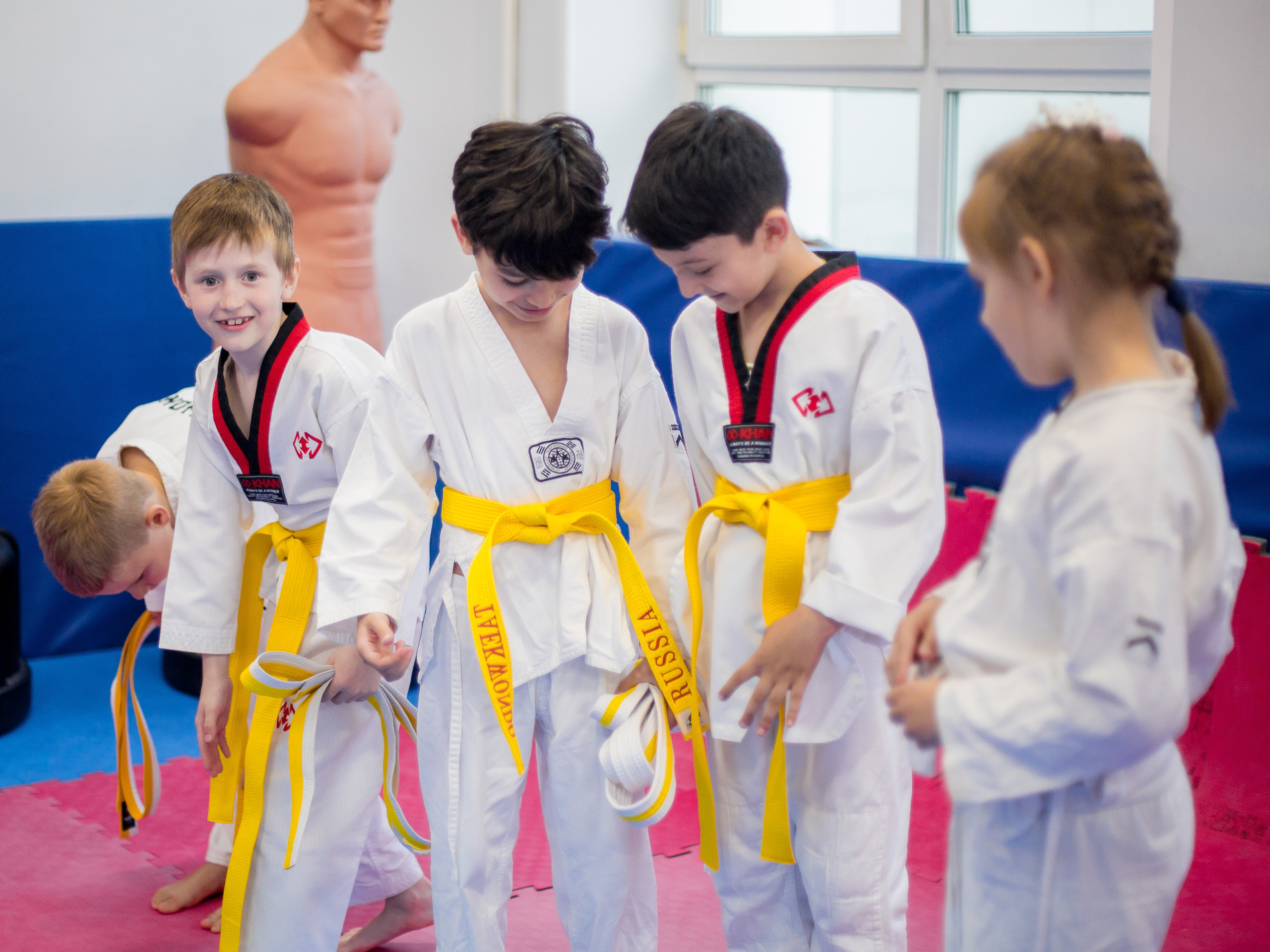 Желтый пояс по тхеквандо. Репортажный фотограф Борис Геер