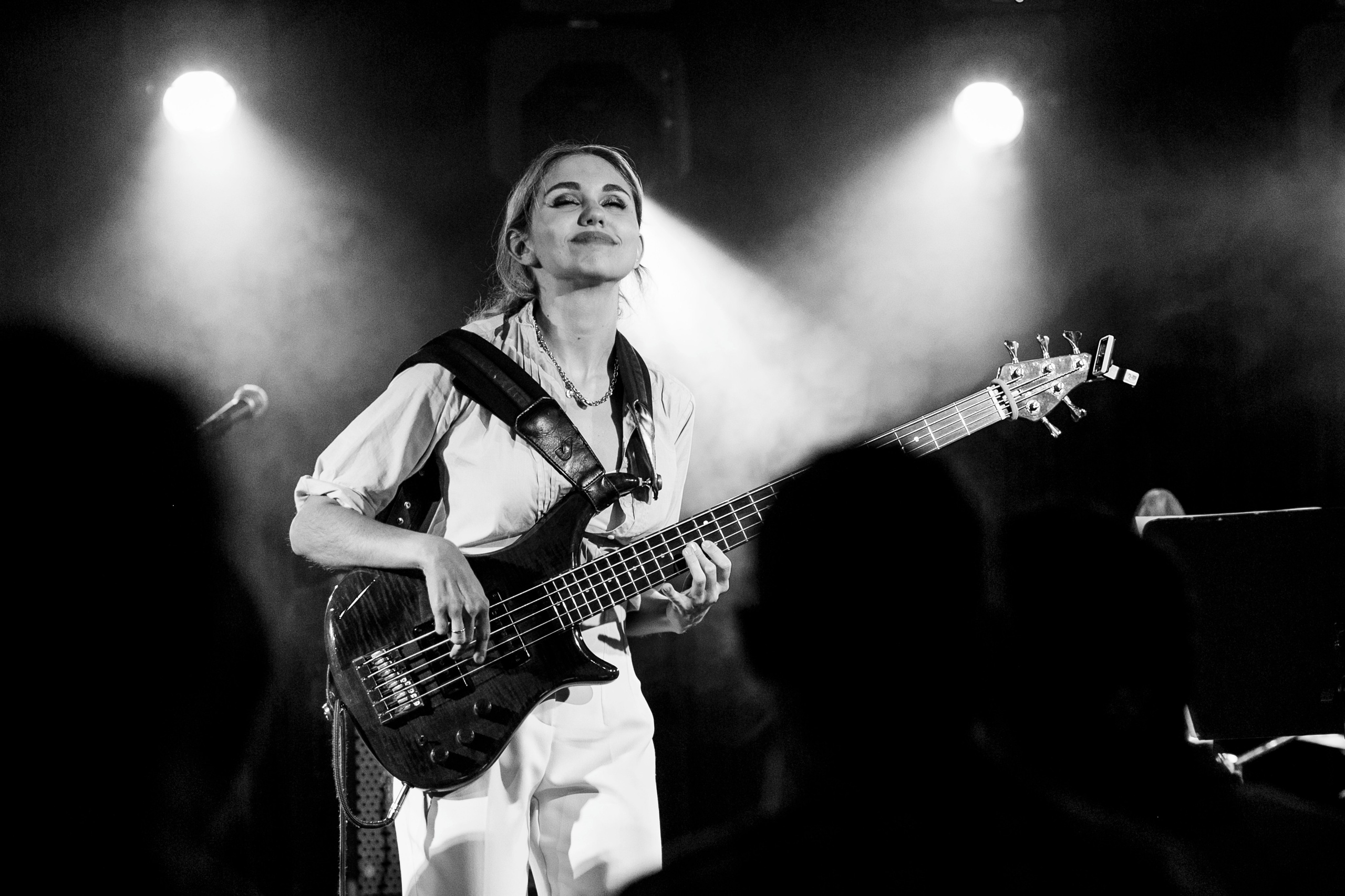 Фотосъемка концерта Дарьи Шорр в клубе Алексея Козлова. Репортажный фотограф Борис Геер