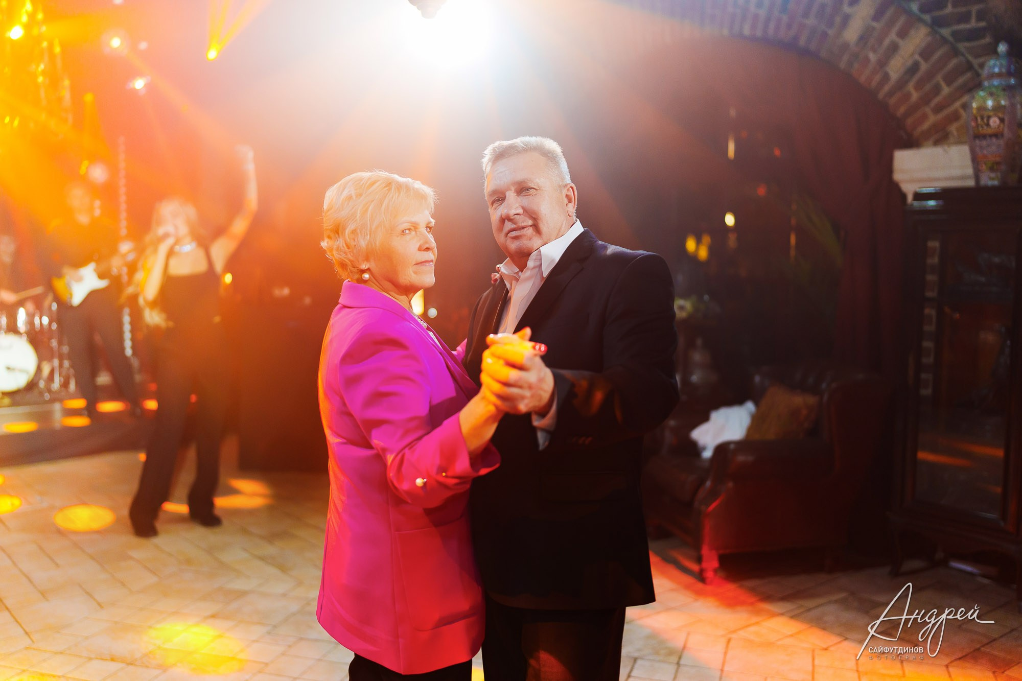 День рождения Ольги. Old House. Свадебный и семейный фотограф в Ростове-на-Дону. Андрей Сайфутдинов