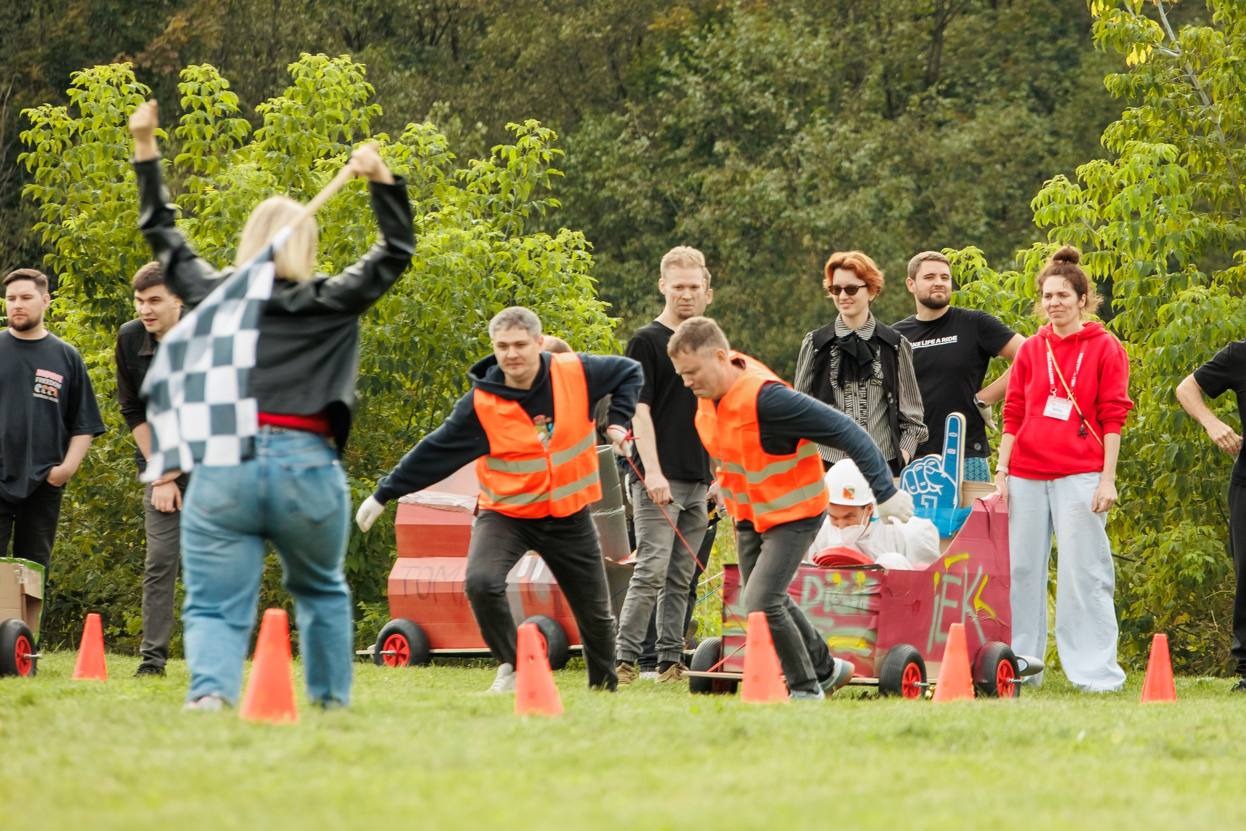 Тимбилдинг выезд. Репортажный фотограф. Москва. Алина Ланская