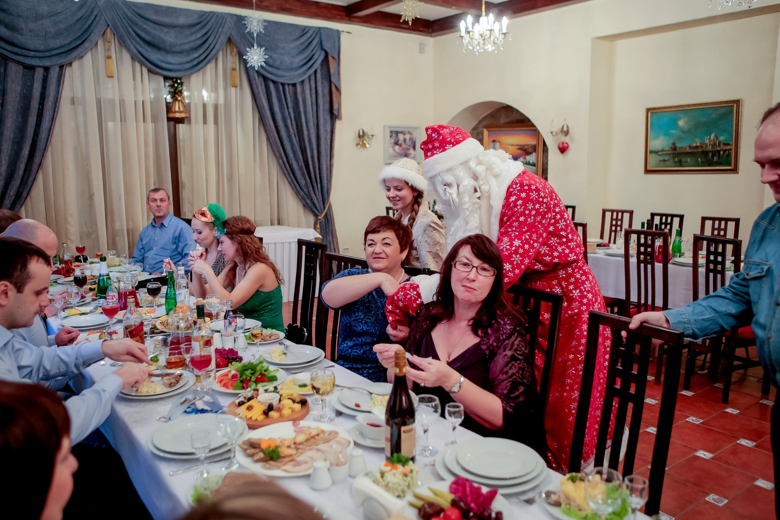 Корпоратив. Max Matvich and Victoria Basova are professionals in their field