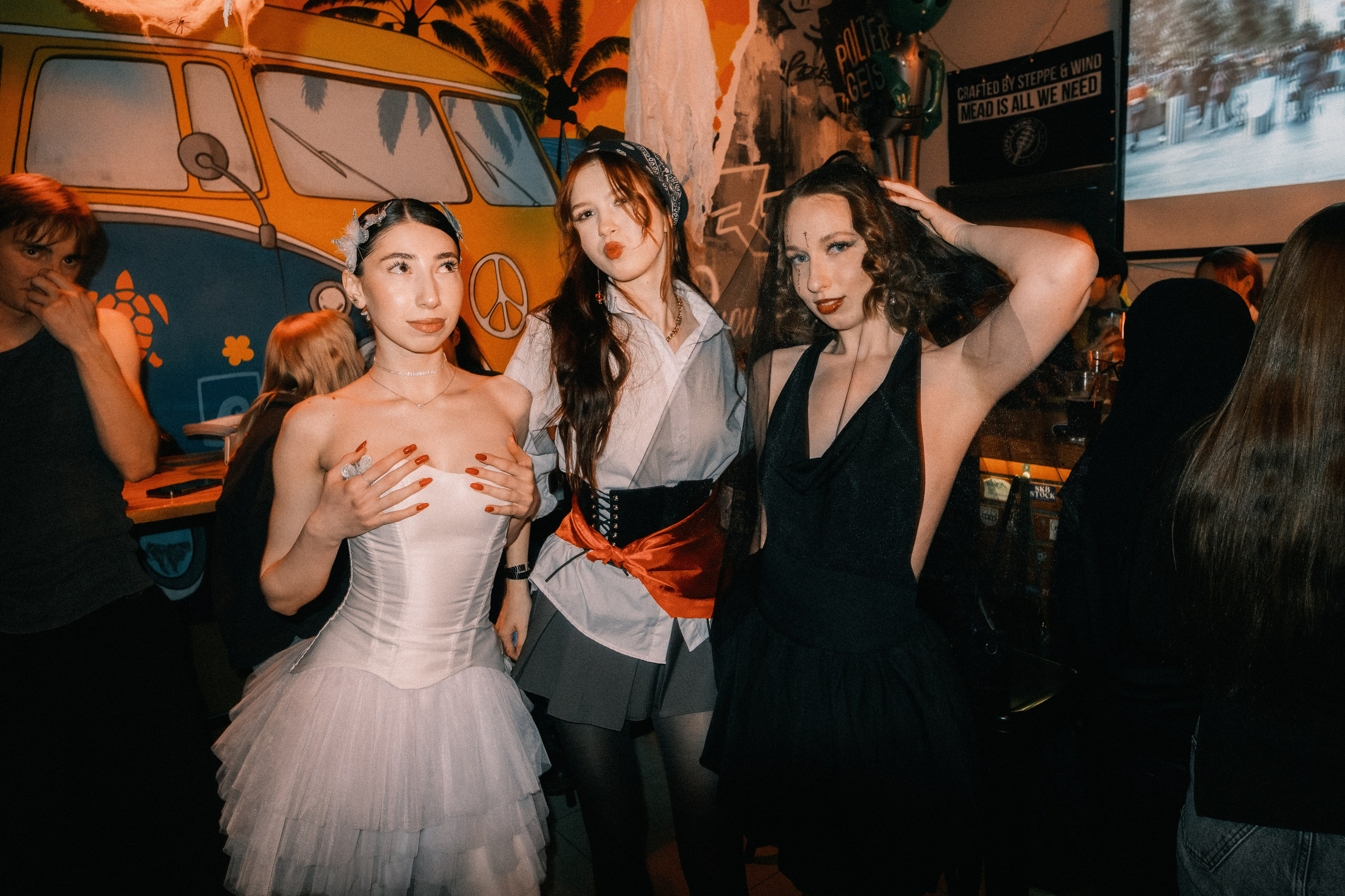 Jawspot | Halloween. Фотограф Артём Бобков Сургут