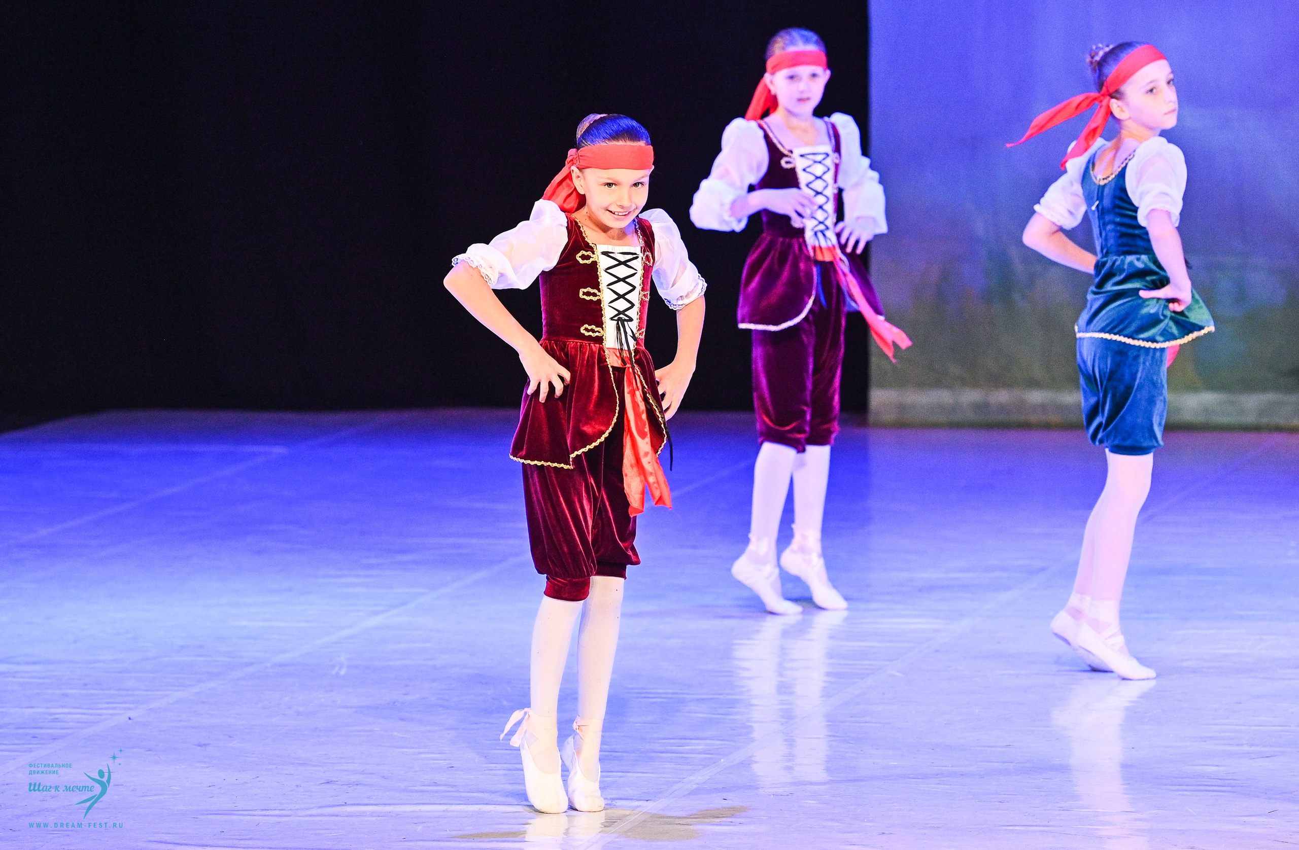 12.04.2025 Фестивальное движение «Шаг к мечте» г. Москва. Медиастудия Фото Концепт