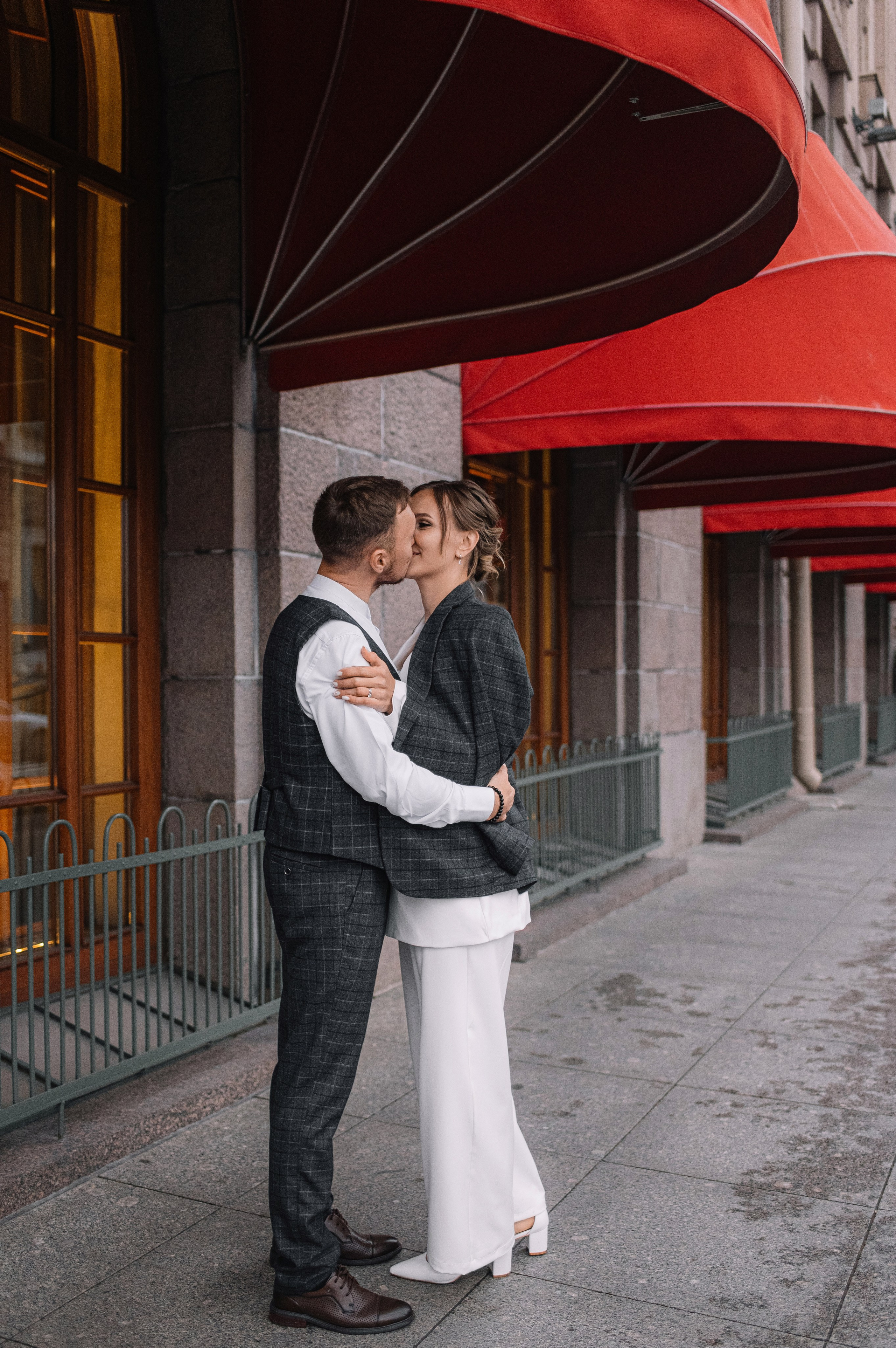 Свадебная прогулка Александра и Анастасии. Семейный и свадебный фотограф в Санкт-Петербурге Юлия Мельникова