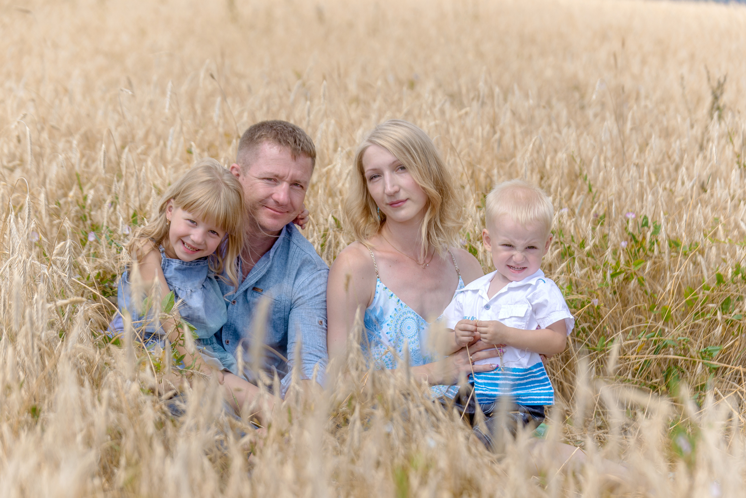 Ринат, Евгения и их дети. Евгения Усманова — семейный фотограф в городах Стерлитамак и Уфа