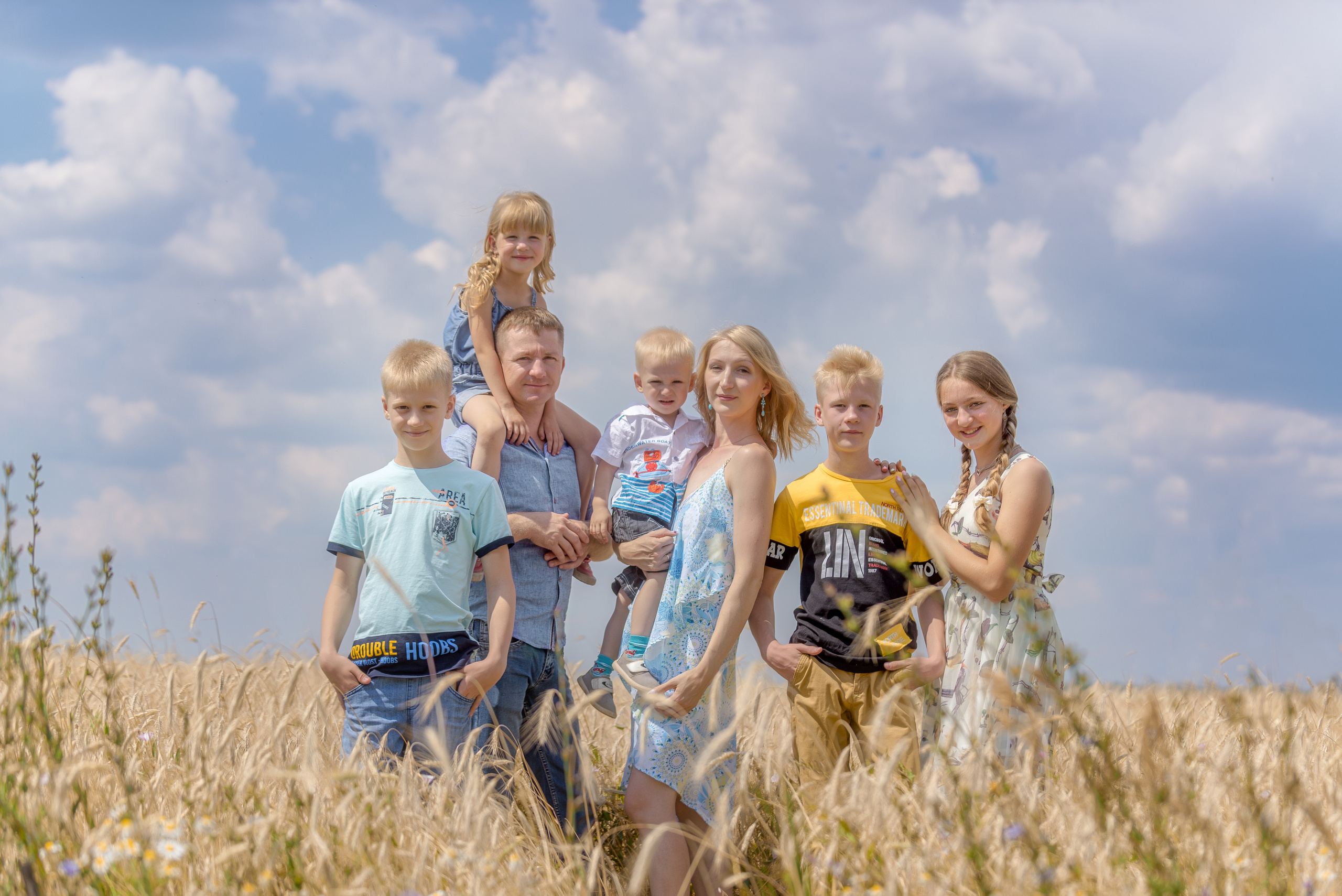 Ринат, Евгения и их дети. Евгения Усманова — семейный фотограф в городах Стерлитамак и Уфа