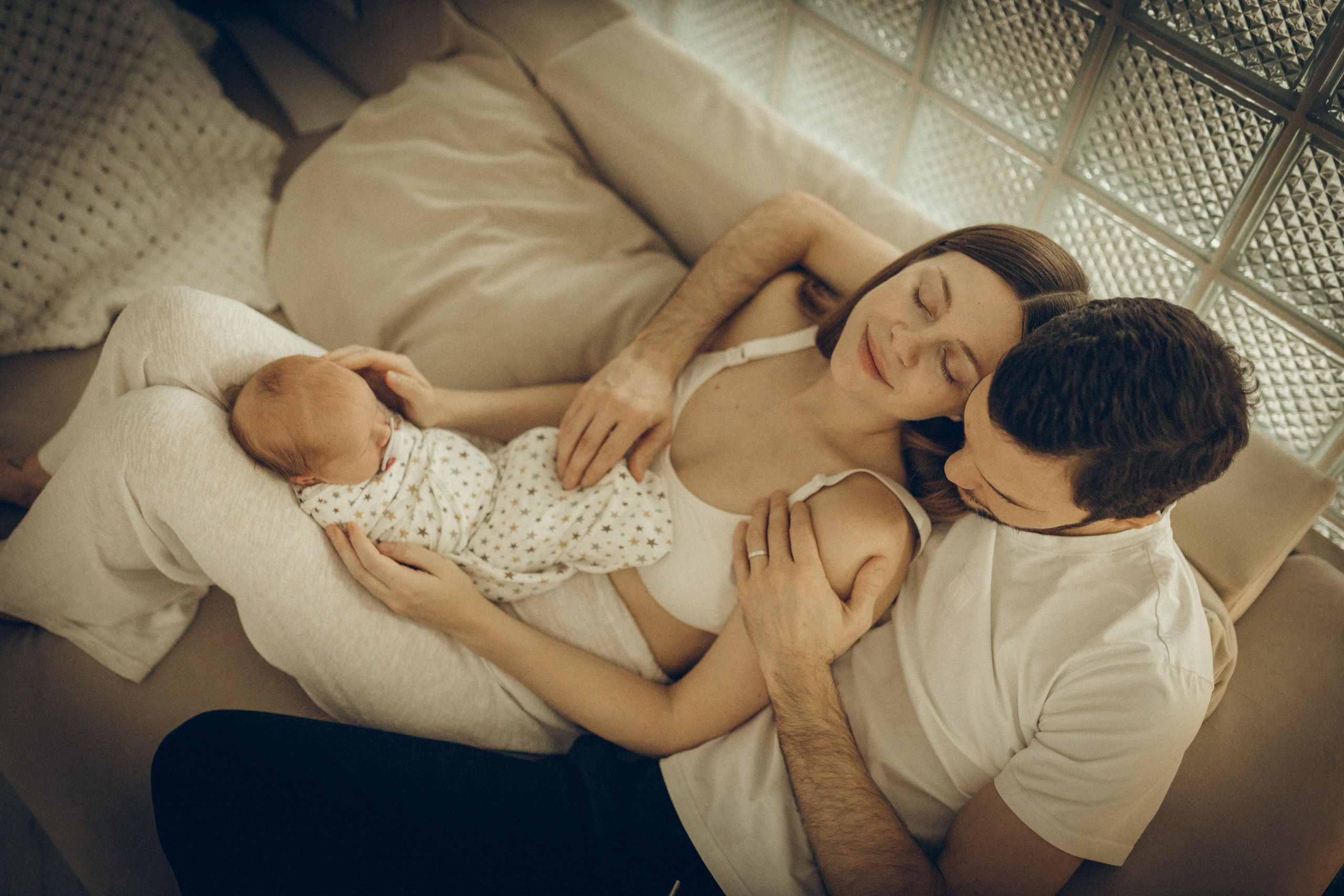 Вика, Леша и Алиса. Семейный фотограф и фотограф на роды в Ростове-на-Дону Мухина Виктория