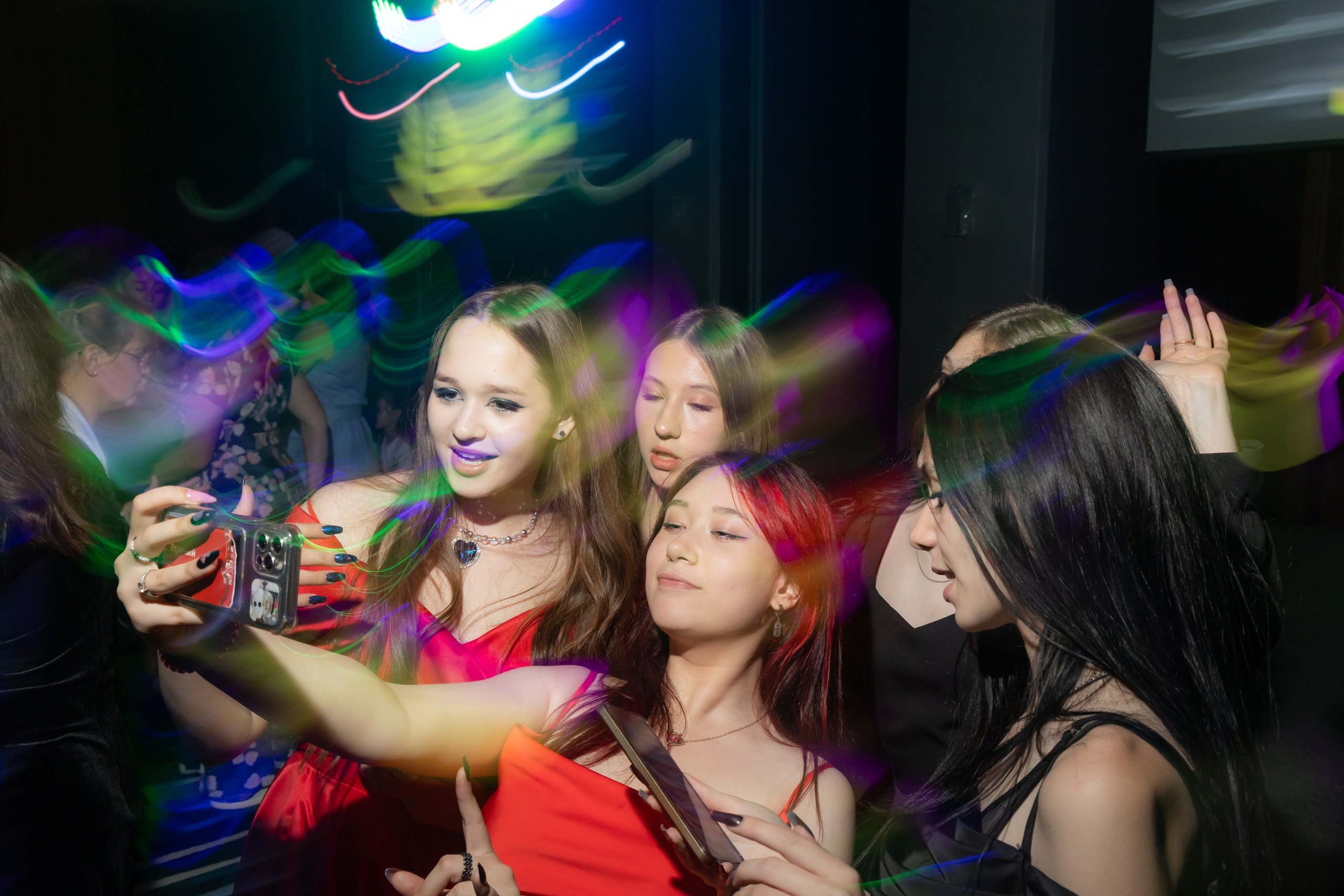 Radisson Blu выпускной 2024. Фотограф свадебный, репортажный, индивидуальный, фото для маркетплейсов, брендов, автосалонов