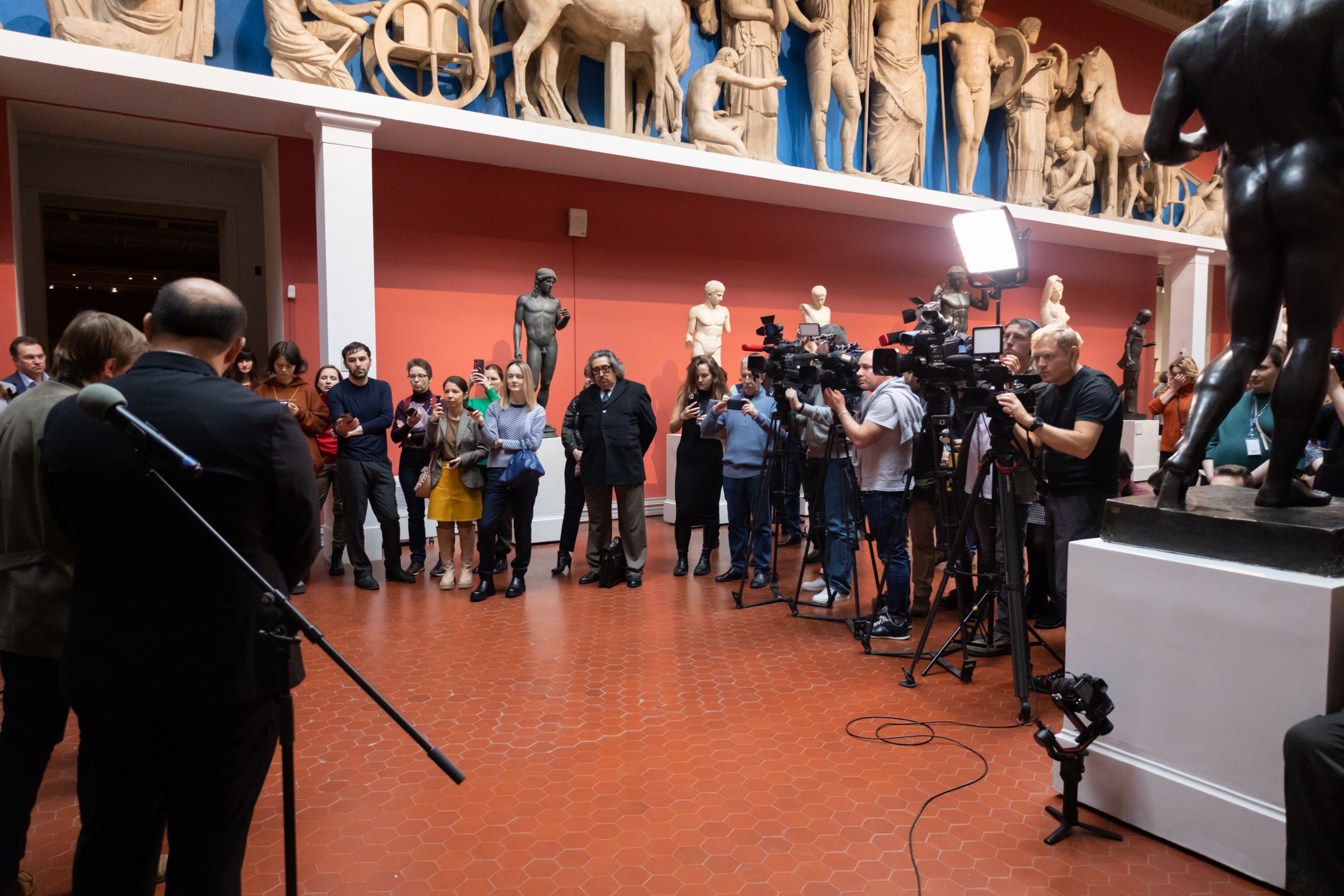 Пушкинский музей: открытие выставки Царству Урарту. Репортажный фотограф видеограф в Москве Ольга Плаксина