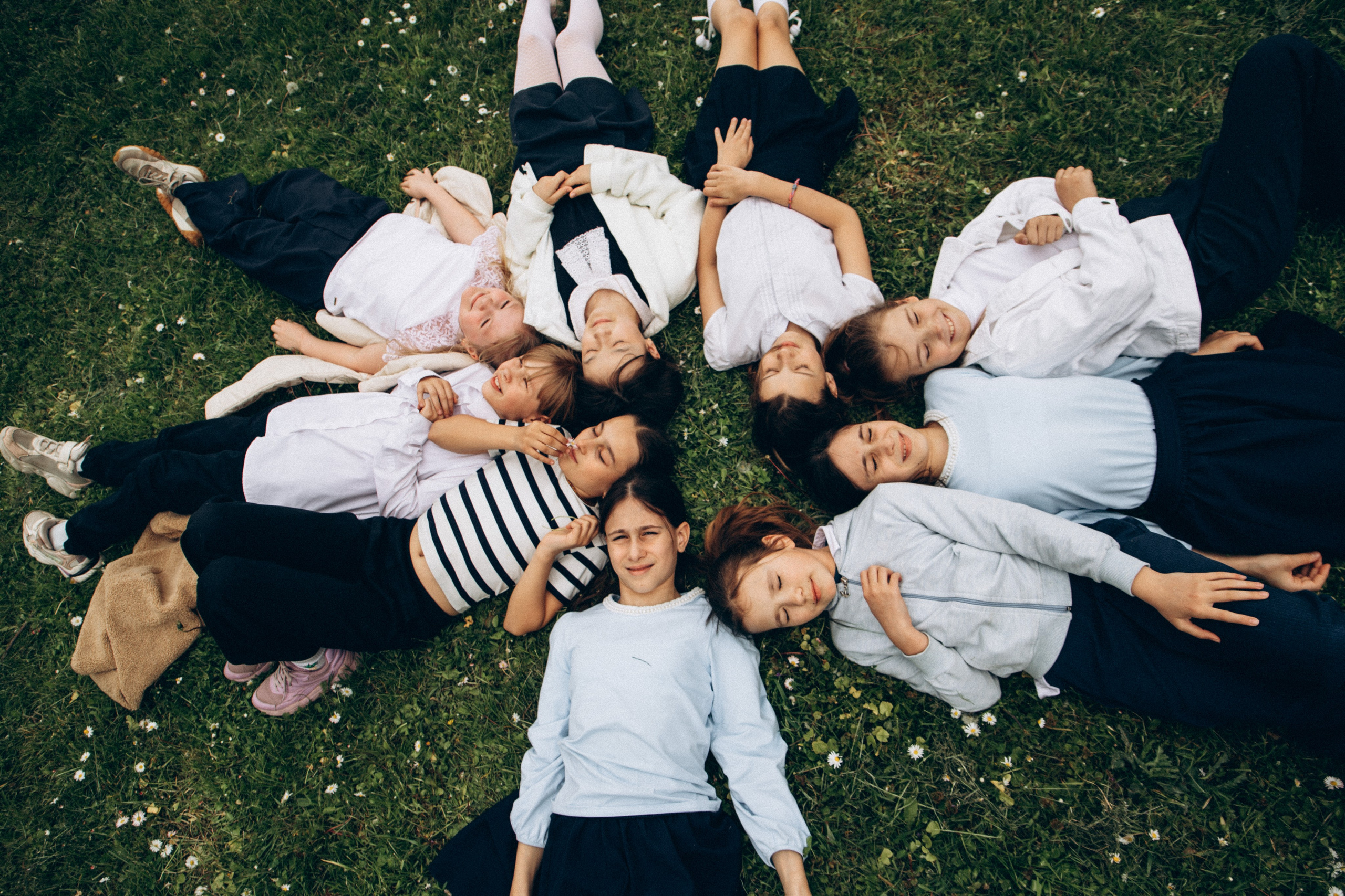 Школьные фотографии могут быть такими. Репортажный и детский фотограф в Минске