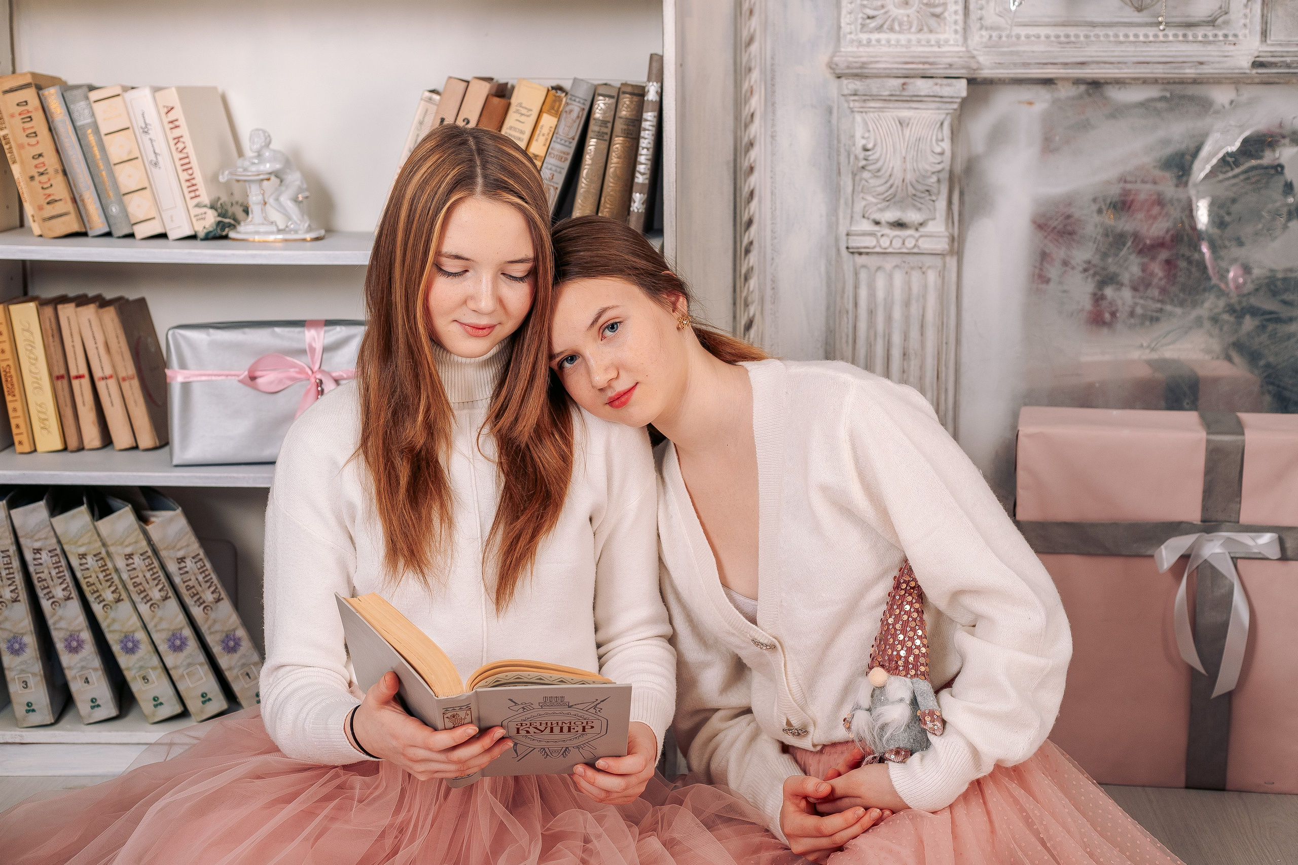 Новогодняя фотосессия близняшек в фотостудии в Санкт-Петербурге. Фотограф в Санкт-Петербурге, Анна Скворцова