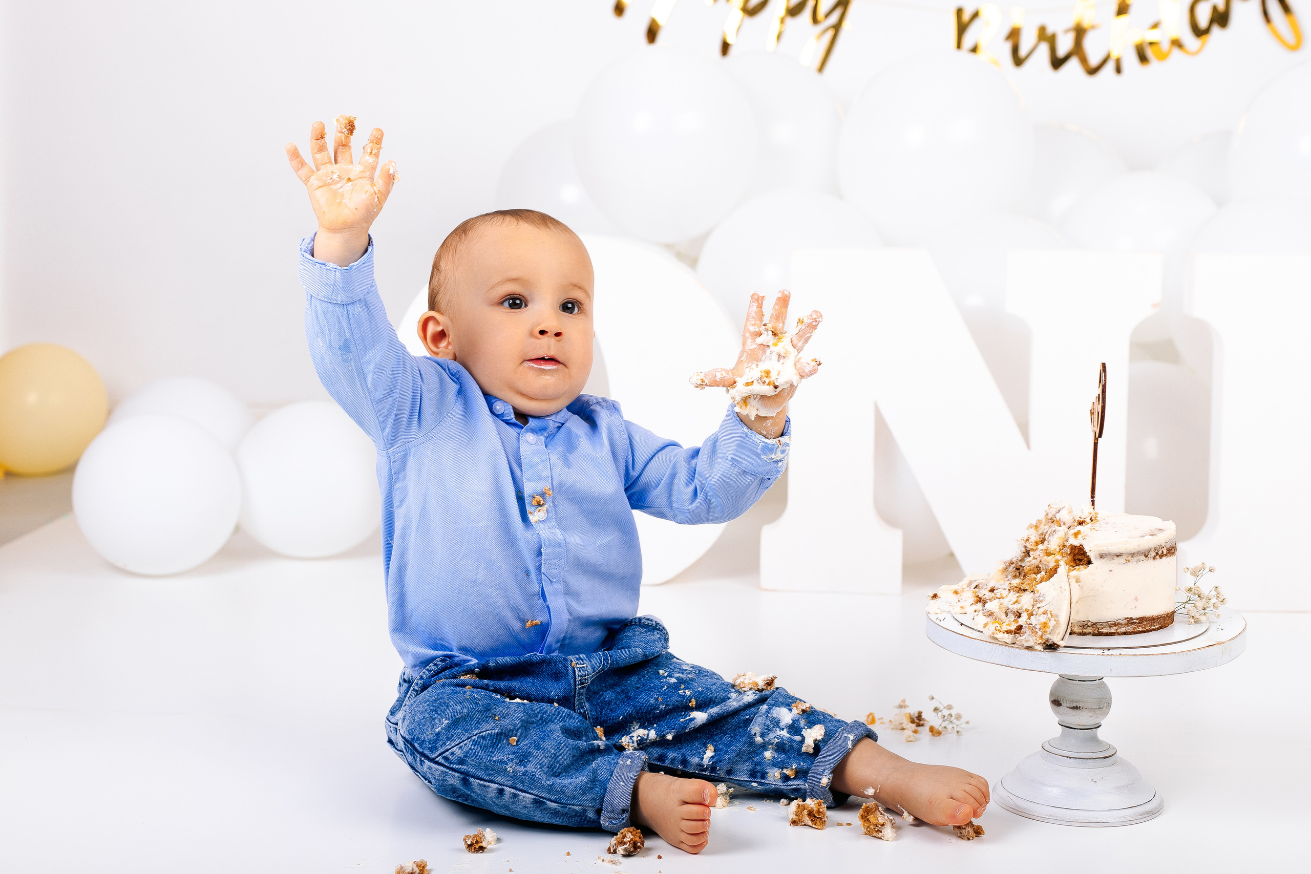 Фотосессия годовасия для мальчика в стиле минимализм Спб. Семейный фотограф Анна Скворцова