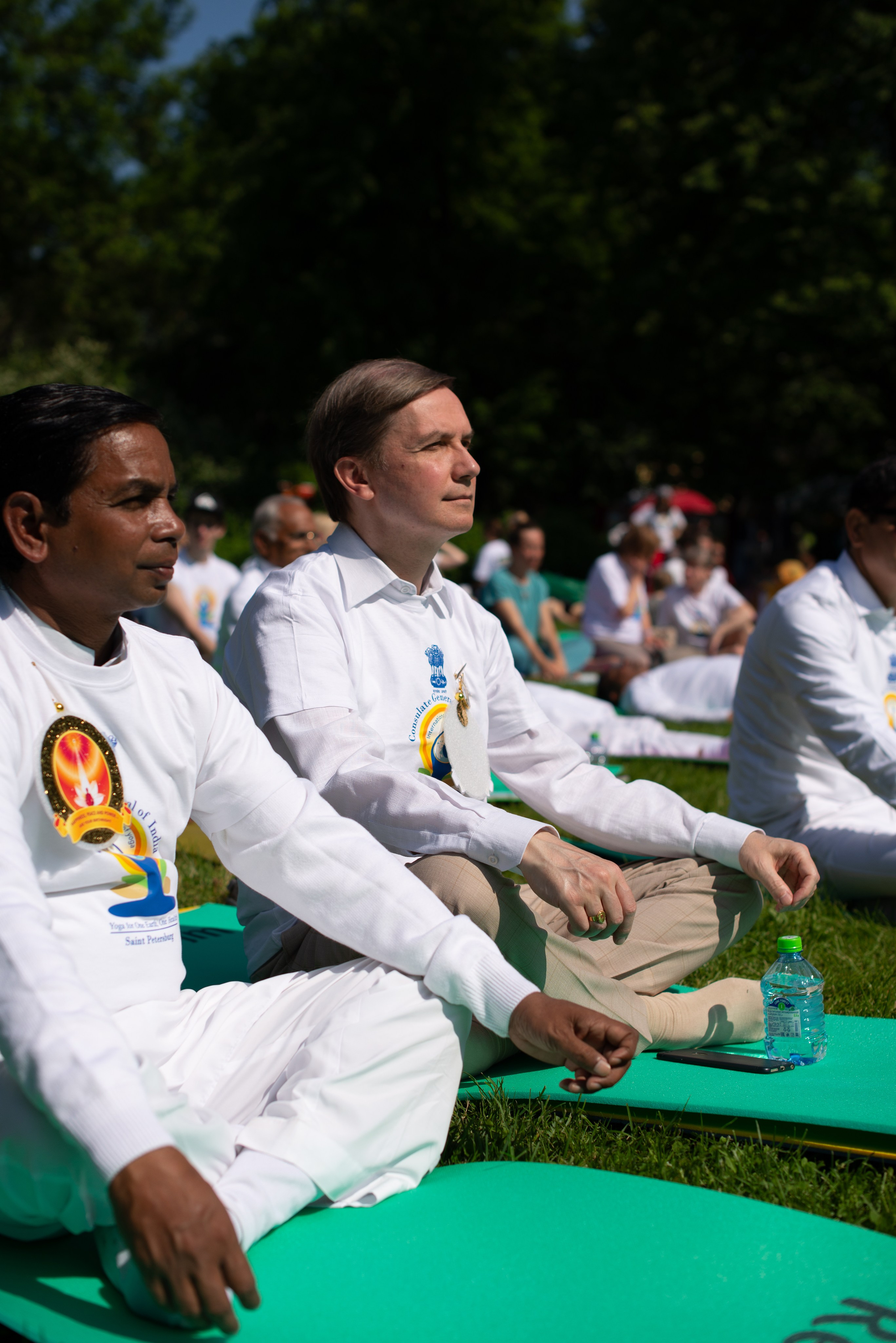 Посмотри День Йоги Санкт- Петербург 2025. Victoria Radjevna Репортажный Фотограф — Видеограф Москва • Санкт-Петербург