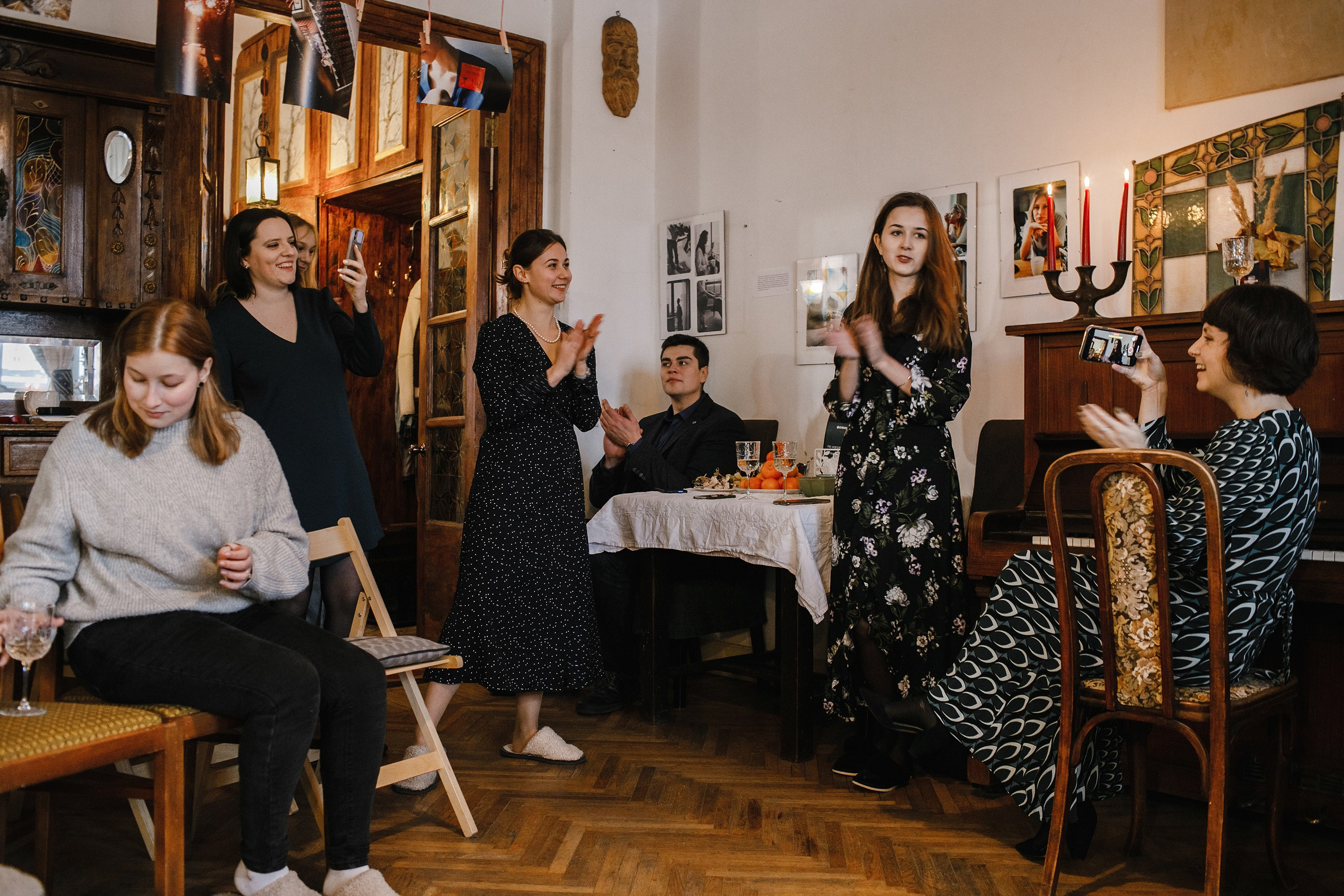 19.11.2022 // День нежности. Фотовыставки serebro.gallery, в которых автором можешь стать ты! | Москва